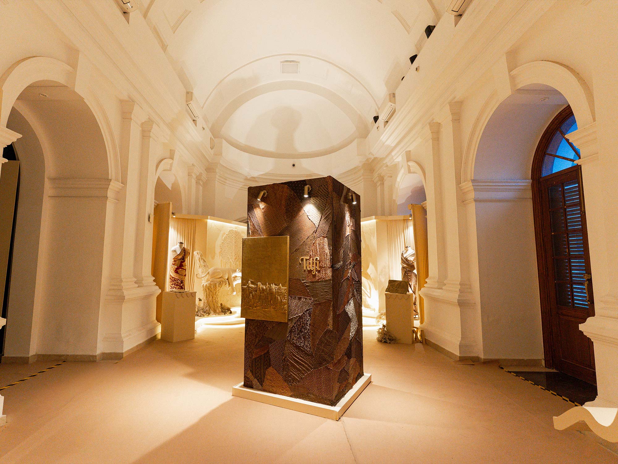 Delhi Privé | The Enduring Plurality of the Banarasi