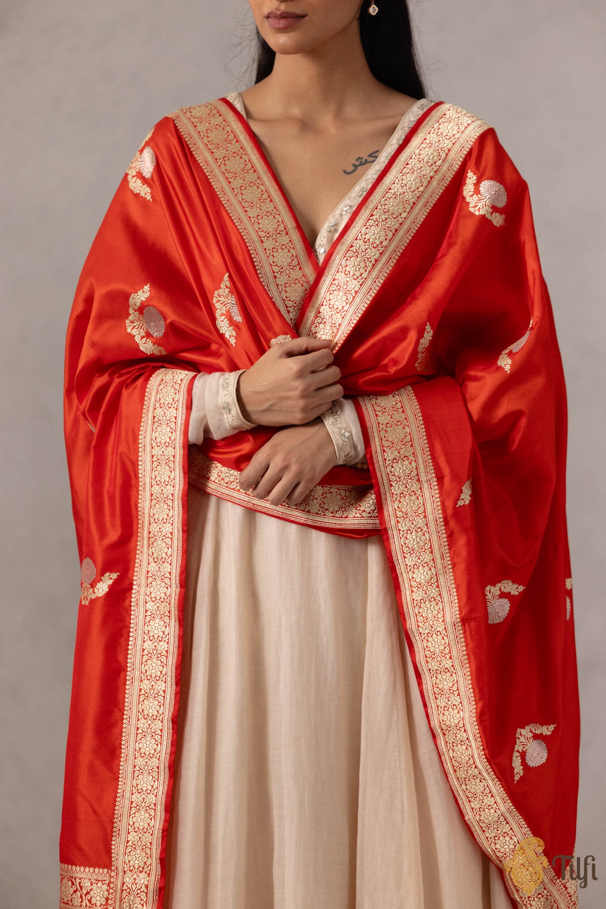 Red Pure Katan Silk Banarasi Handloom Dupatta