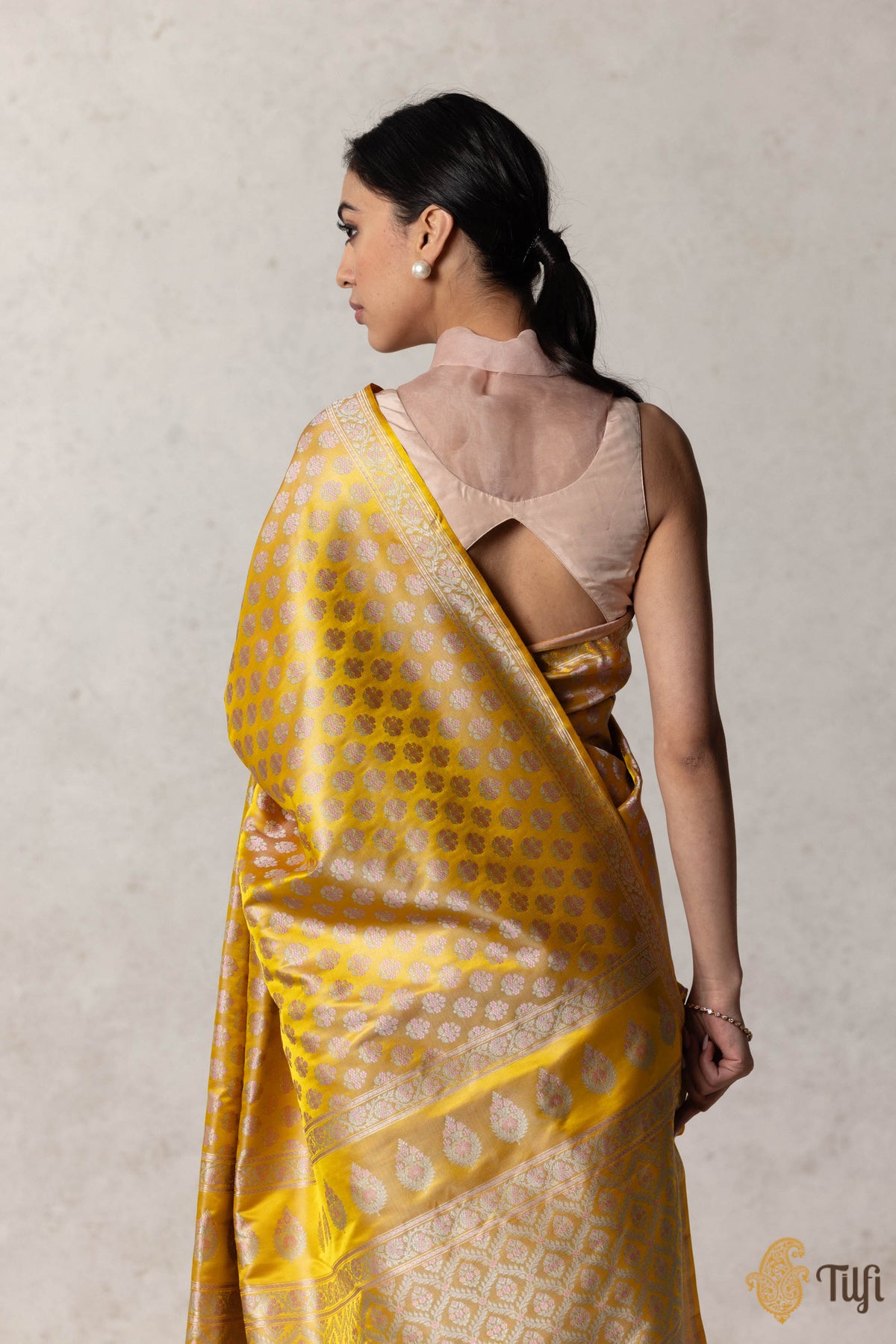 Yellow Pure Satin Silk Banarasi Tanchoi Handloom Saree