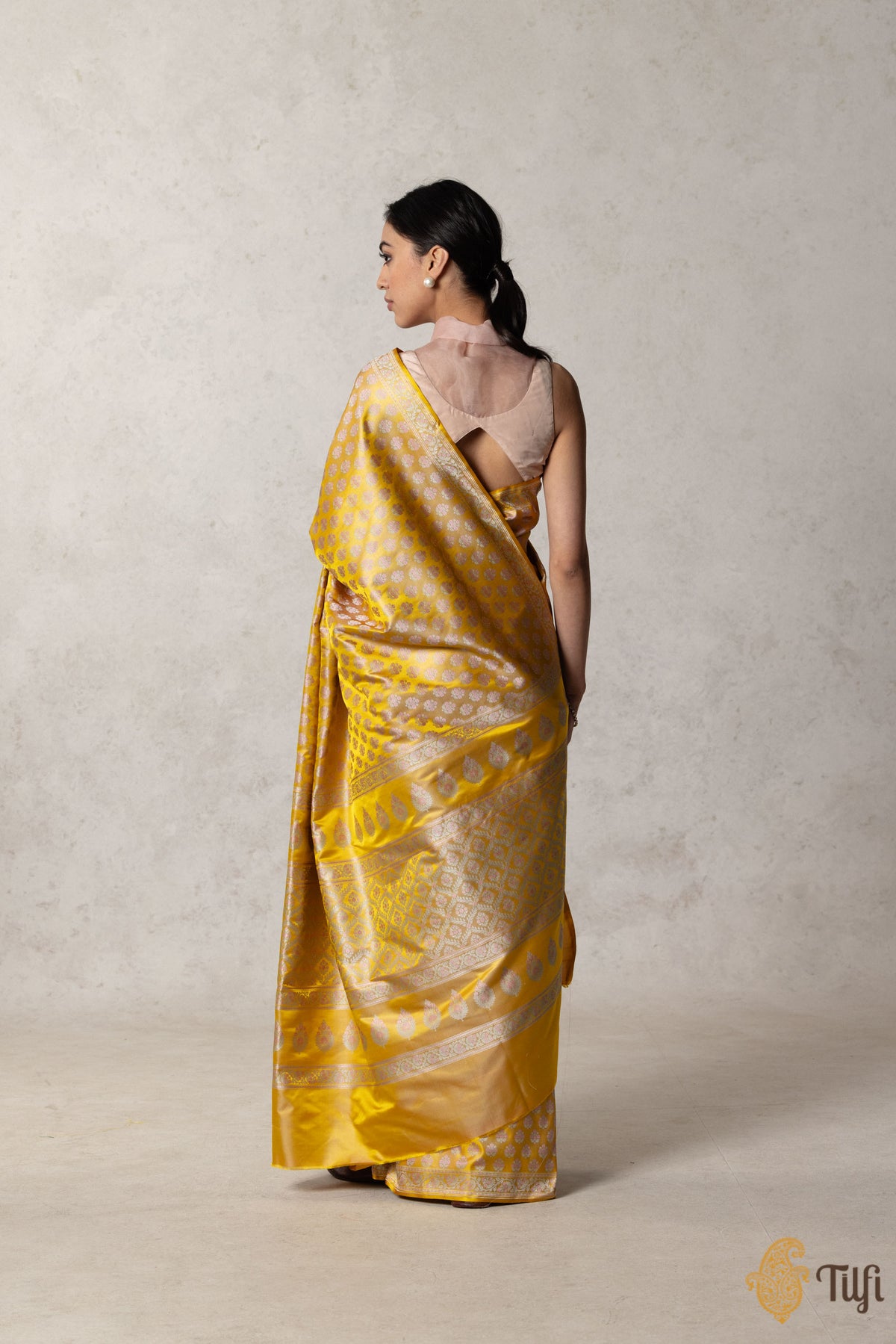 Yellow Pure Satin Silk Banarasi Tanchoi Handloom Saree