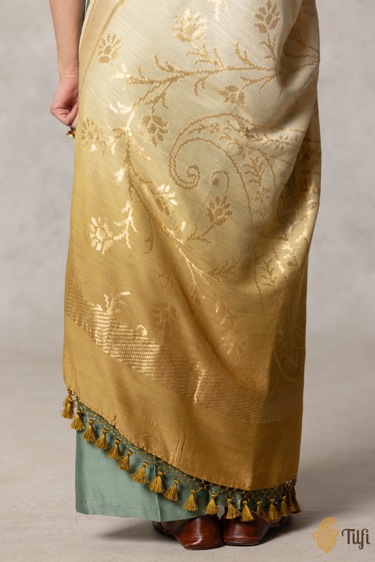 Off-White-Ochre Pure Monga Silk Banarasi Handloom Dupatta