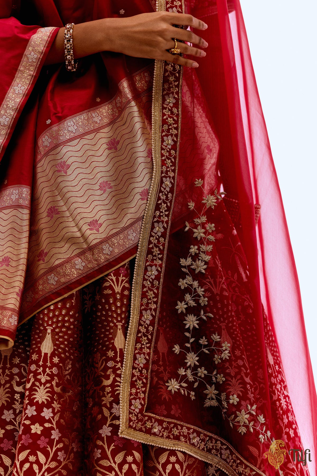 &#39;Anandvan&#39; Red Pure Satin Silk Banarasi Handloom Lehenga Set