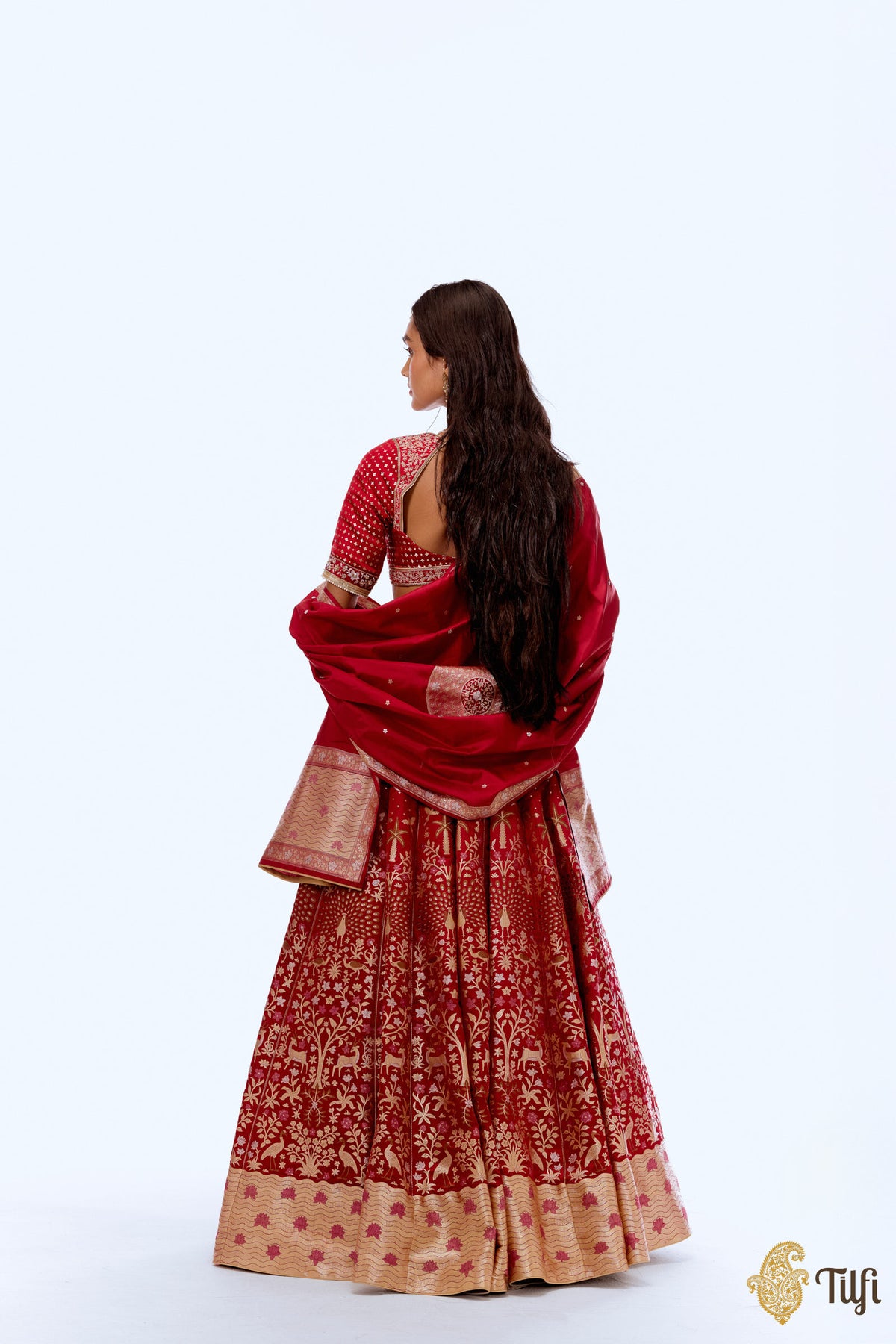 &#39;Anandvan&#39; Red Pure Satin Silk Banarasi Handloom Lehenga Set