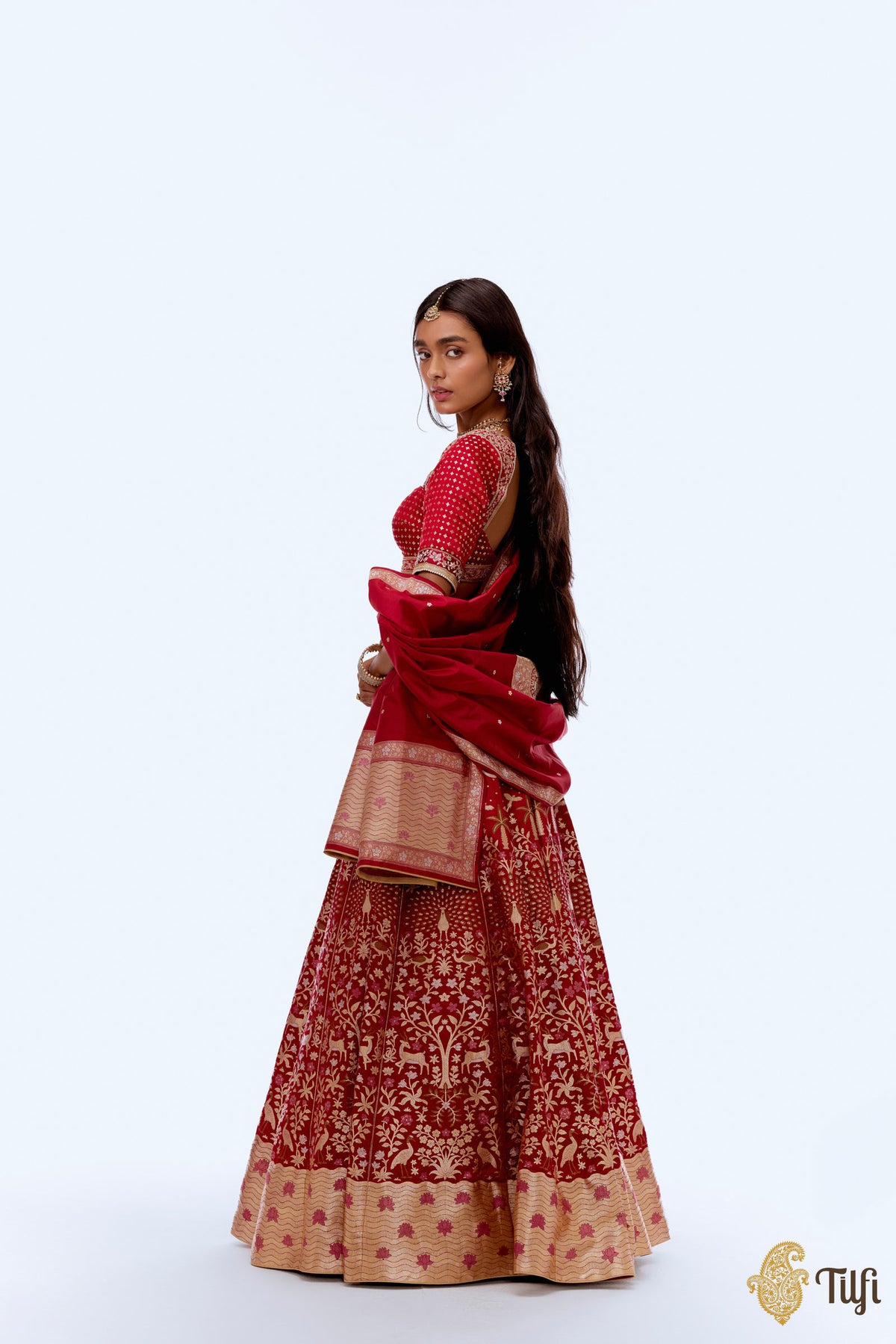 'Anandvan' Red Pure Satin Silk Banarasi Handloom Lehenga Set