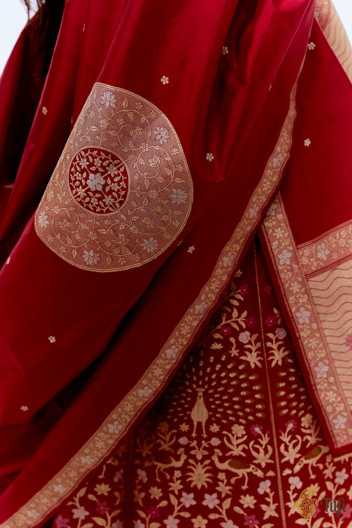 &#39;Anandvan&#39; Red Pure Satin Silk Banarasi Handloom Lehenga Set