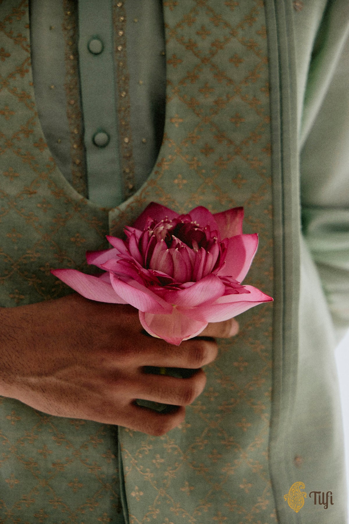 Mint Green Pure Raw Silk Handwoven Sadri