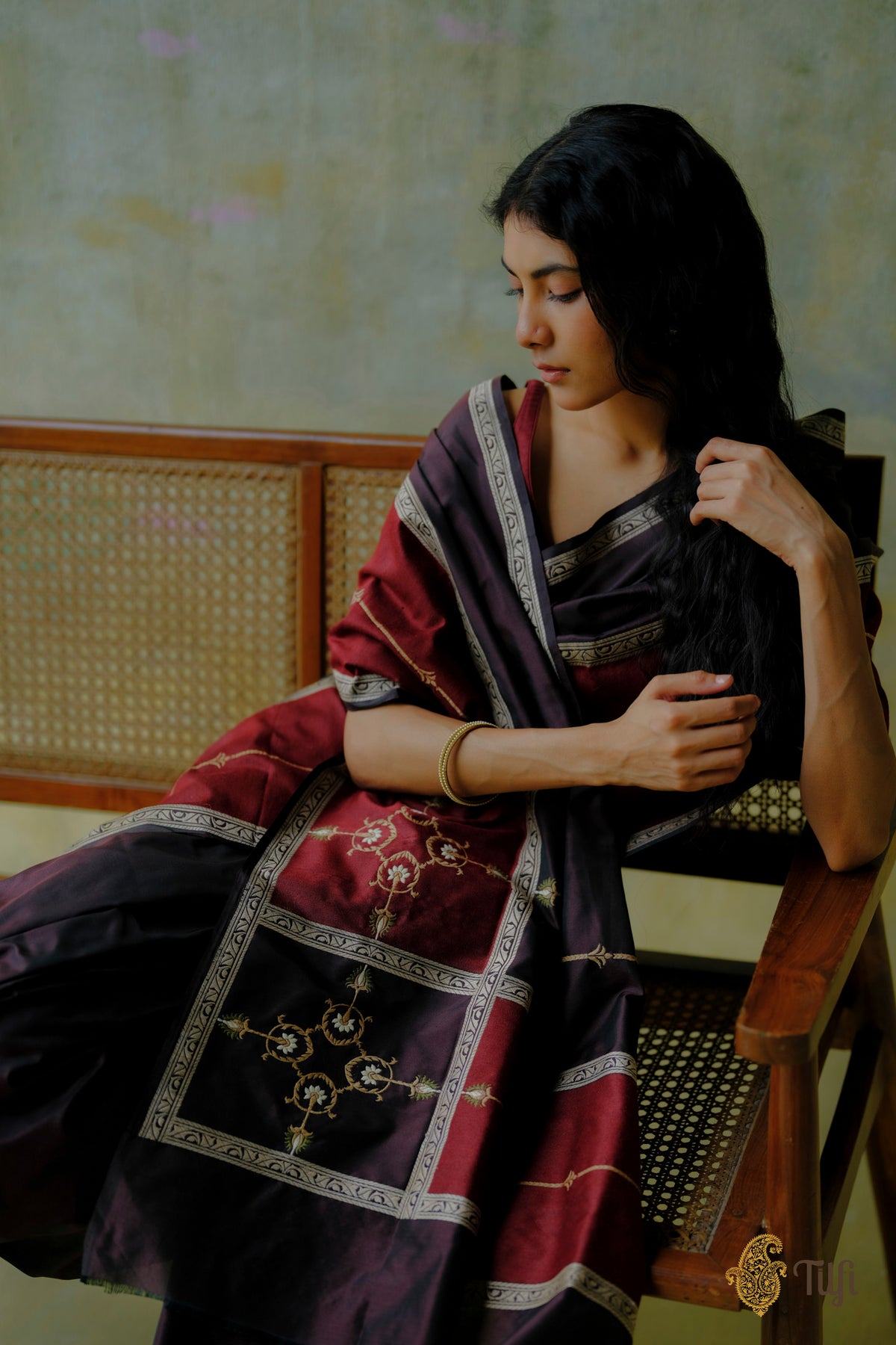 'Sienna' Dark Brown Pure Katan Gheecha Silk Banarasi Handloom Saree
