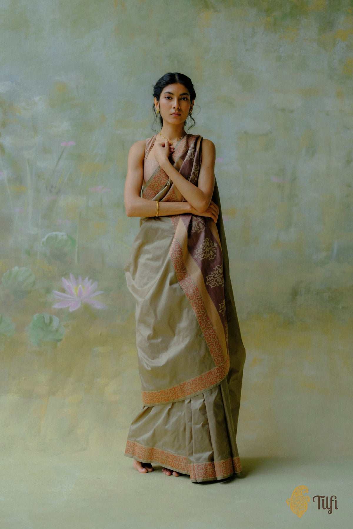 'Alba' Olive Green Pure Katan Gheecha Silk Banarasi Handloom Saree