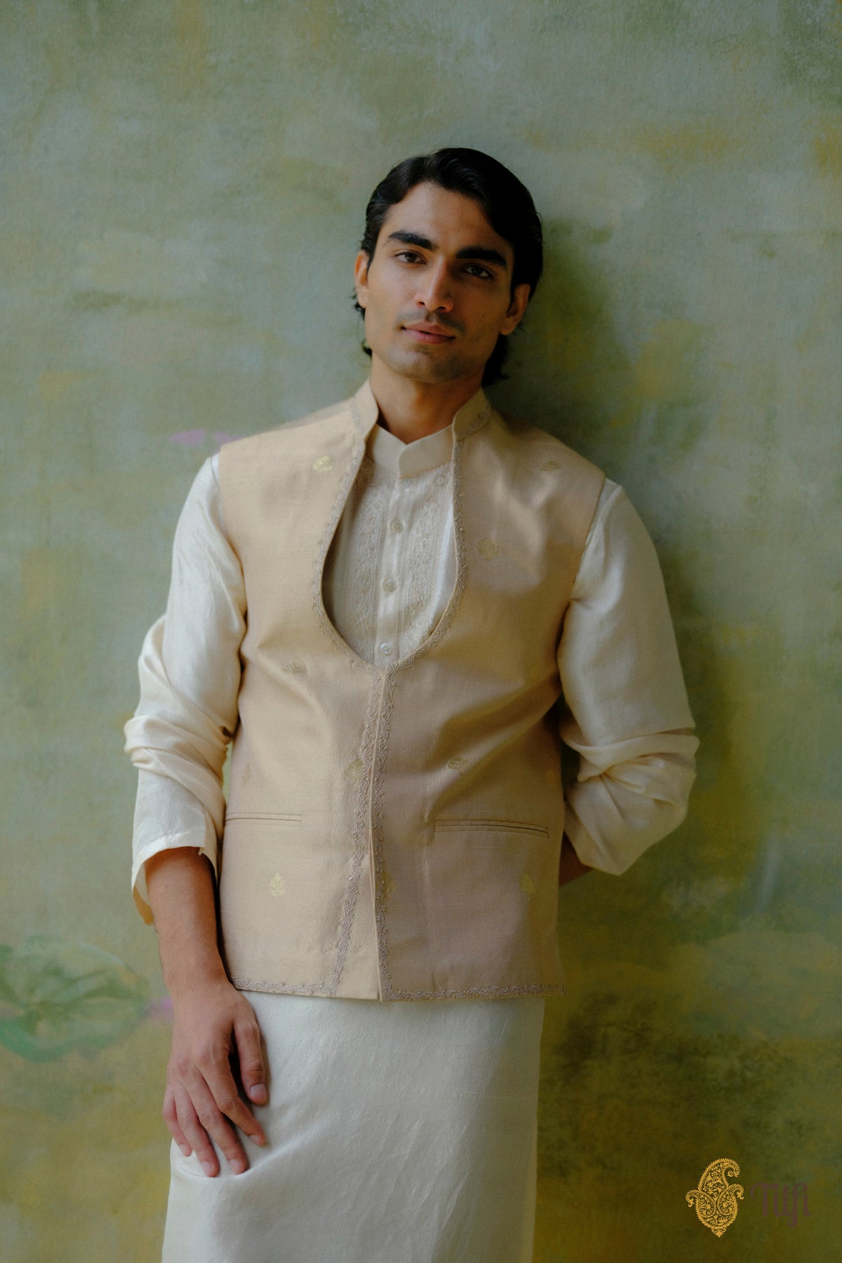 Beige Pure Tussar Silk Handwoven Sadri