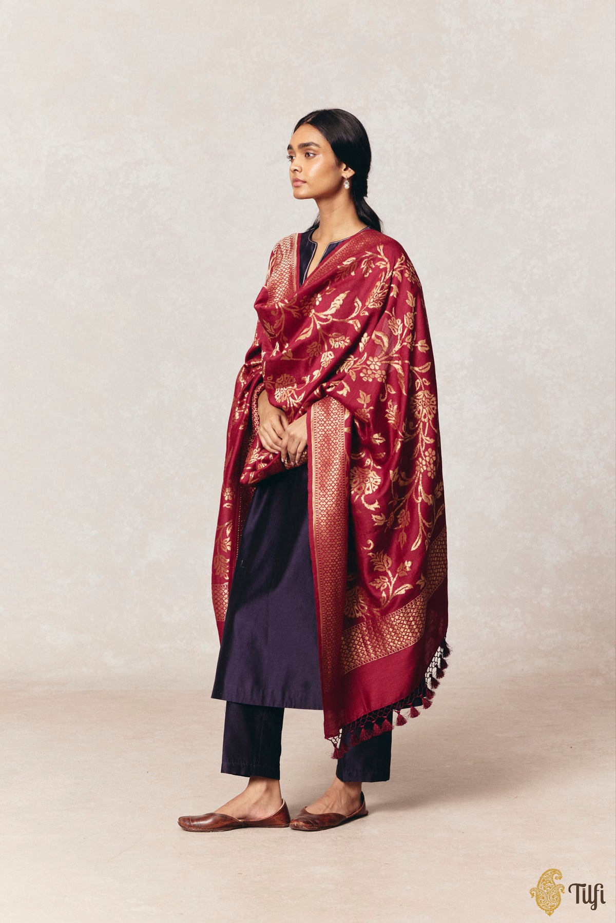 Dark Maroon Pure Monga Silk Banarasi Handloom Dupatta