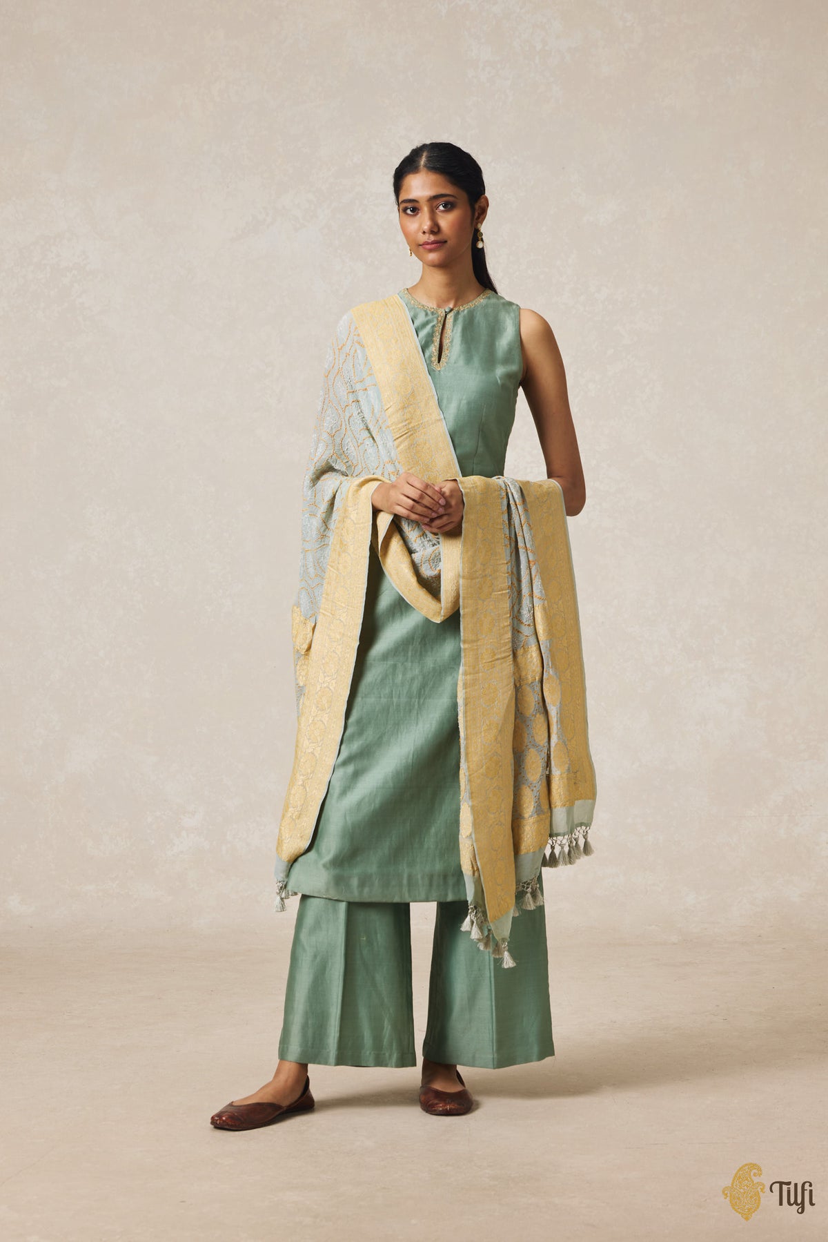 Pre-Order: Dusty Blue Pure Georgette Banarasi Handloom Bandhani Dupatta