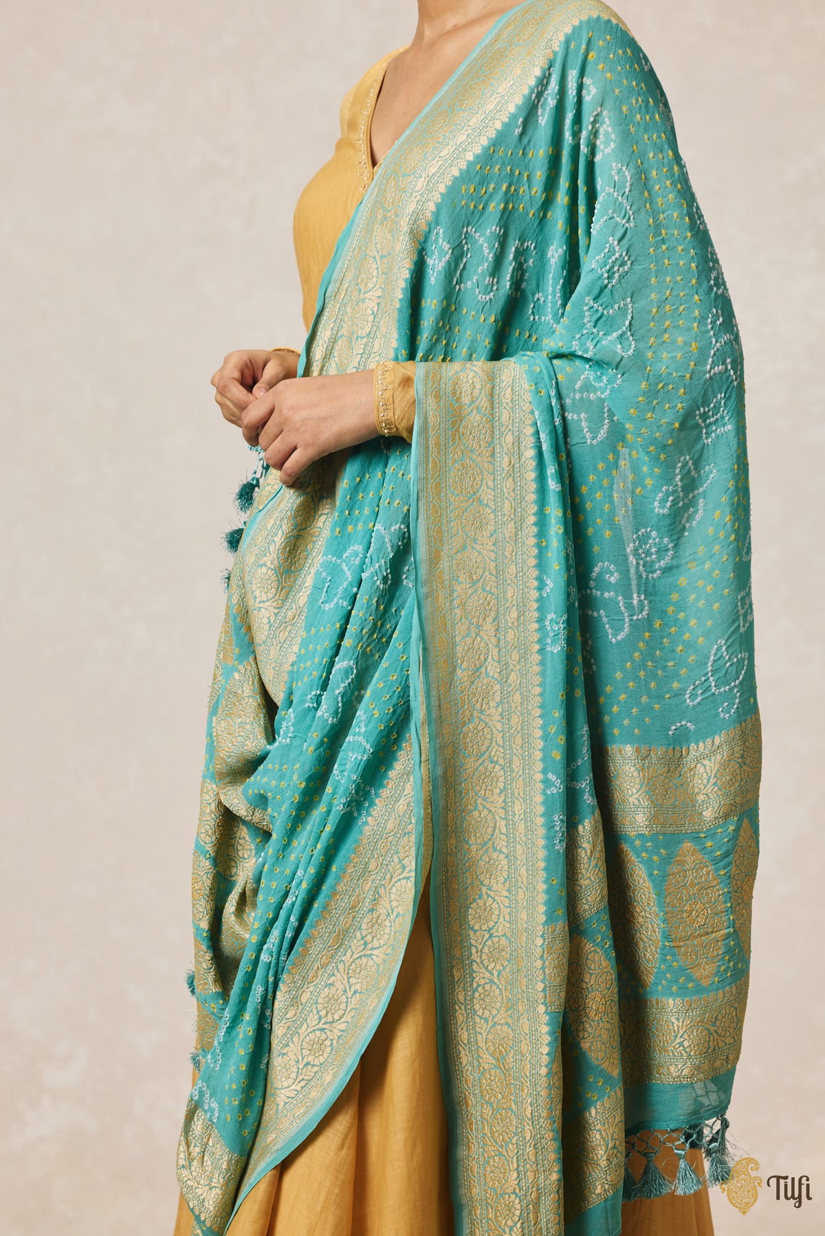 Turquoise Pure Georgette Banarasi Handloom Bandhani Dupatta