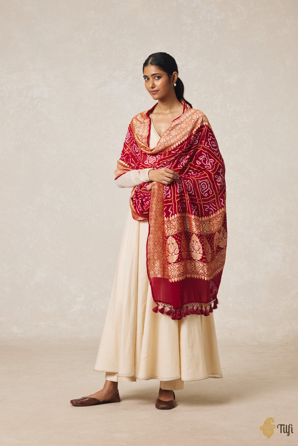 Maroon Pure Georgette Banarasi Handloom Bandhani Dupatta