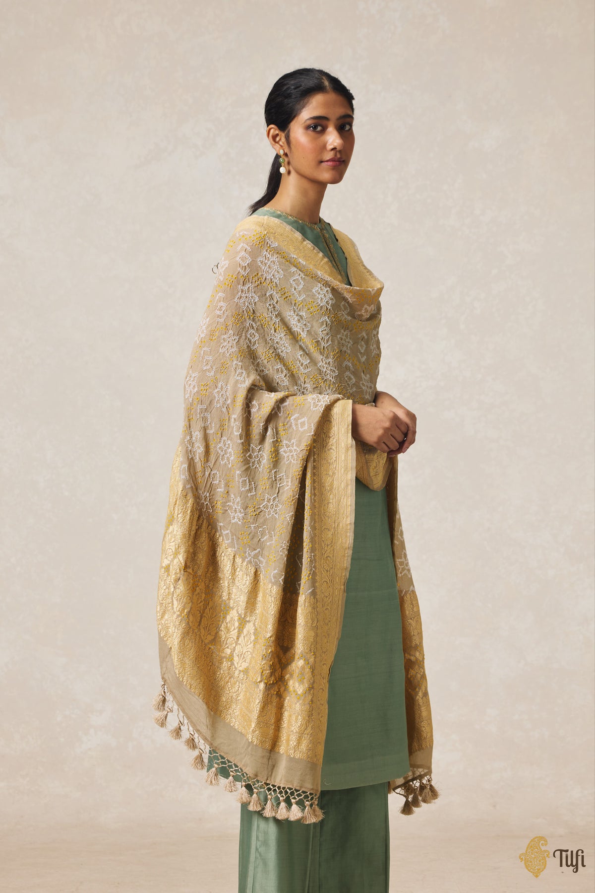 Beige Pure Georgette Banarasi Handloom Bandhani Dupatta