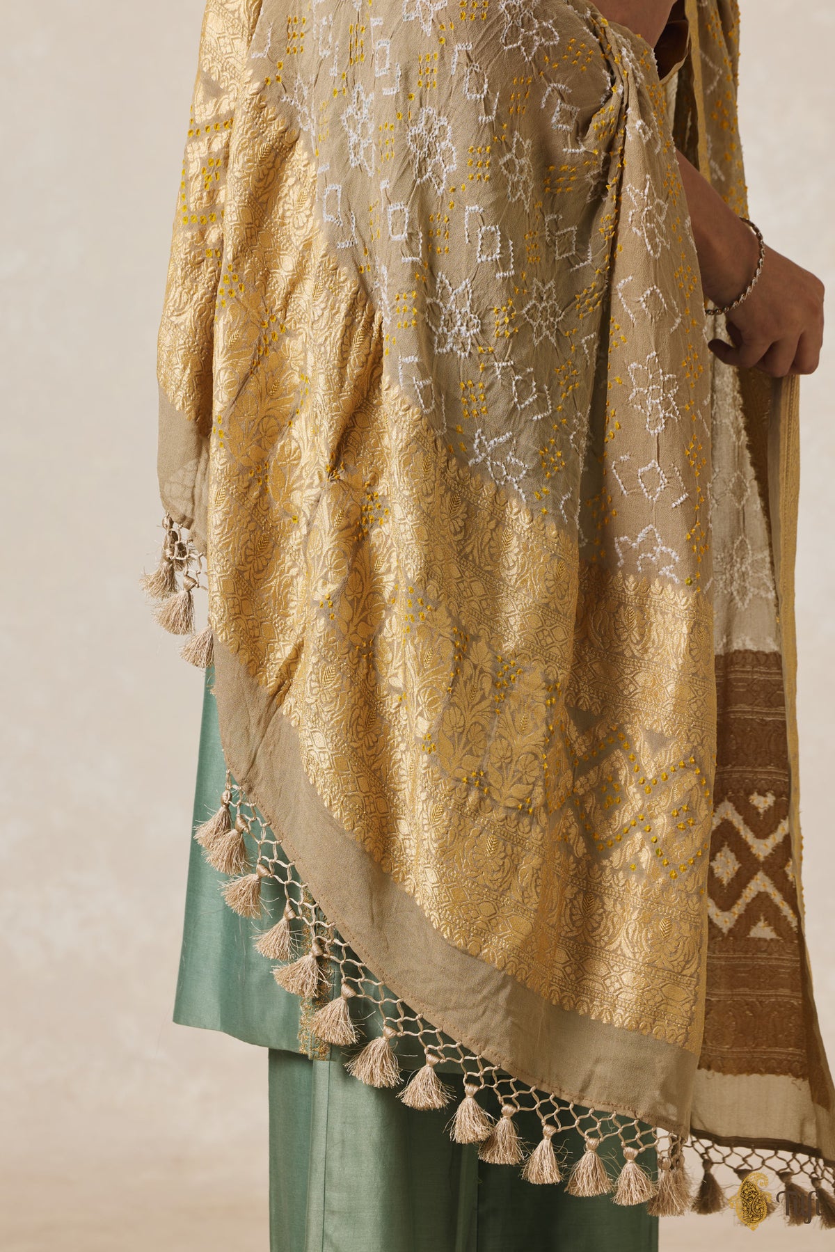 Beige Pure Georgette Banarasi Handloom Bandhani Dupatta
