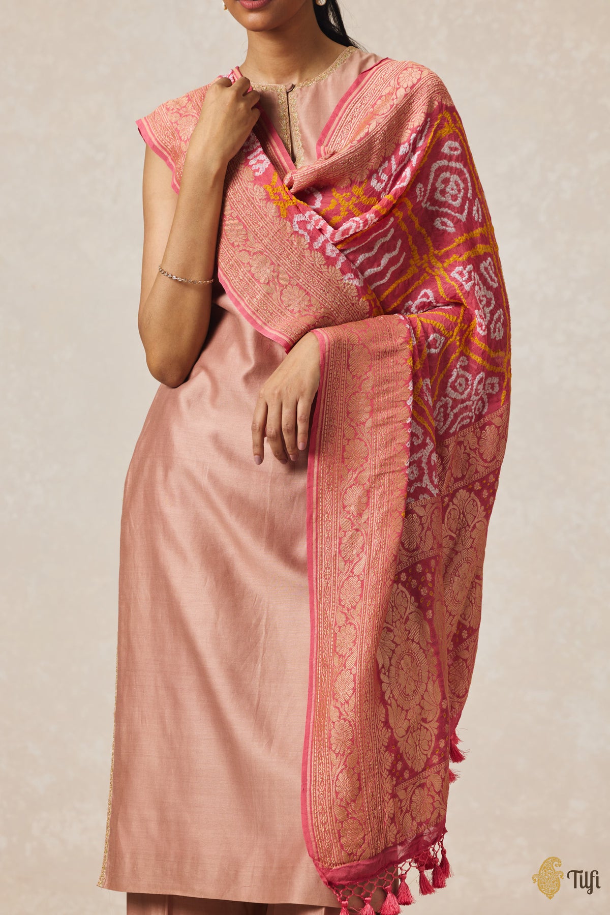 Rust Pink Pure Georgette Banarasi Handloom Bandhani Dupatta