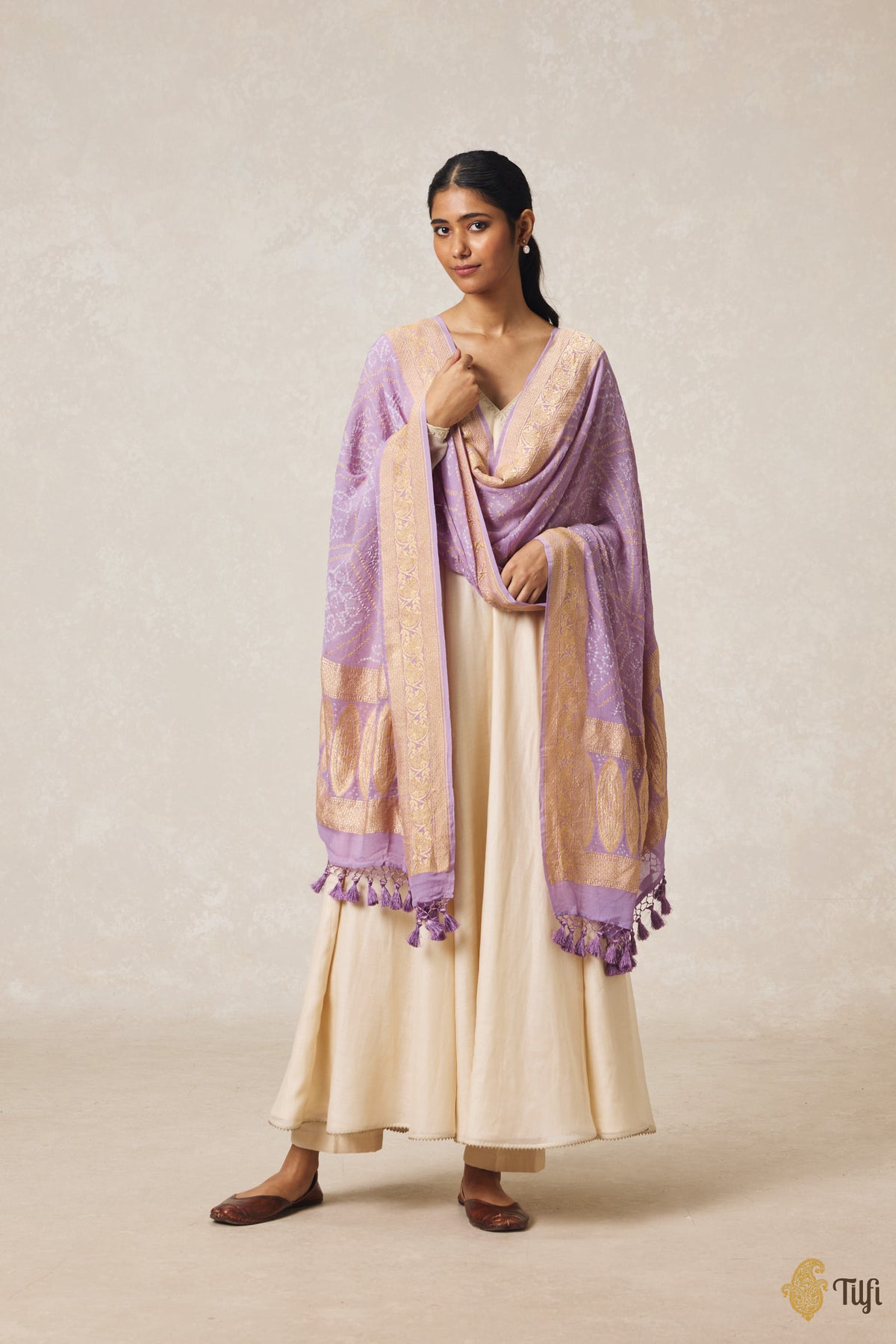 Lavender Pure Georgette Banarasi Handloom Bandhani Dupatta