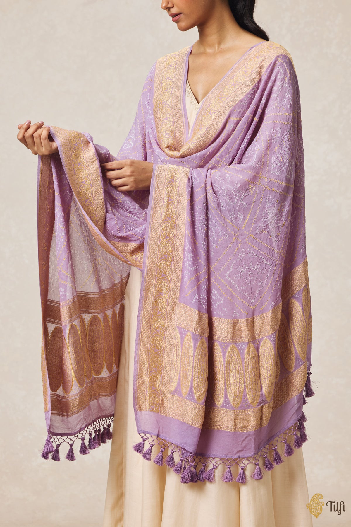 Lavender Pure Georgette Banarasi Handloom Bandhani Dupatta