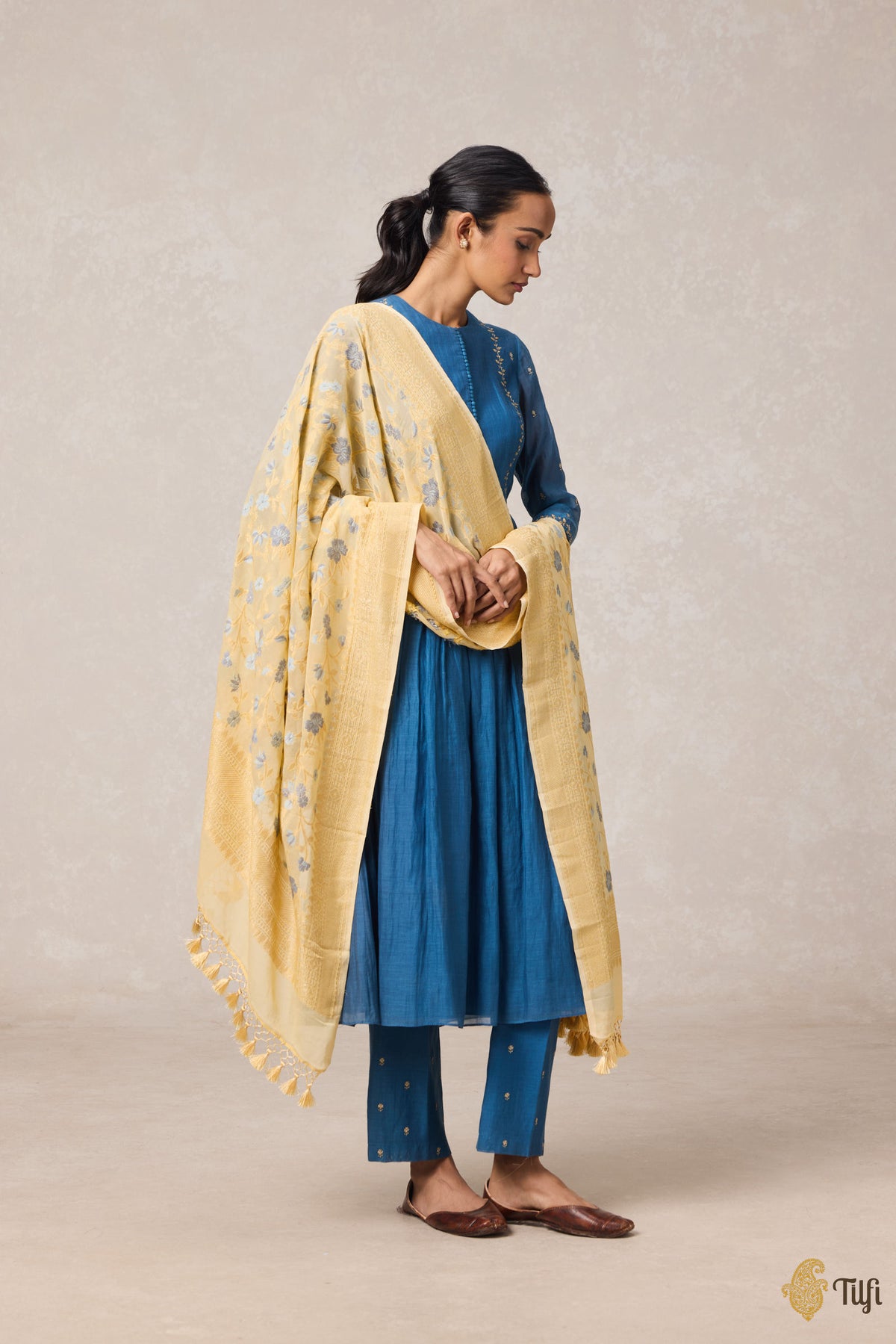 Light Yellow Pure Khaddi Georgette Banarasi Handloom Dupatta