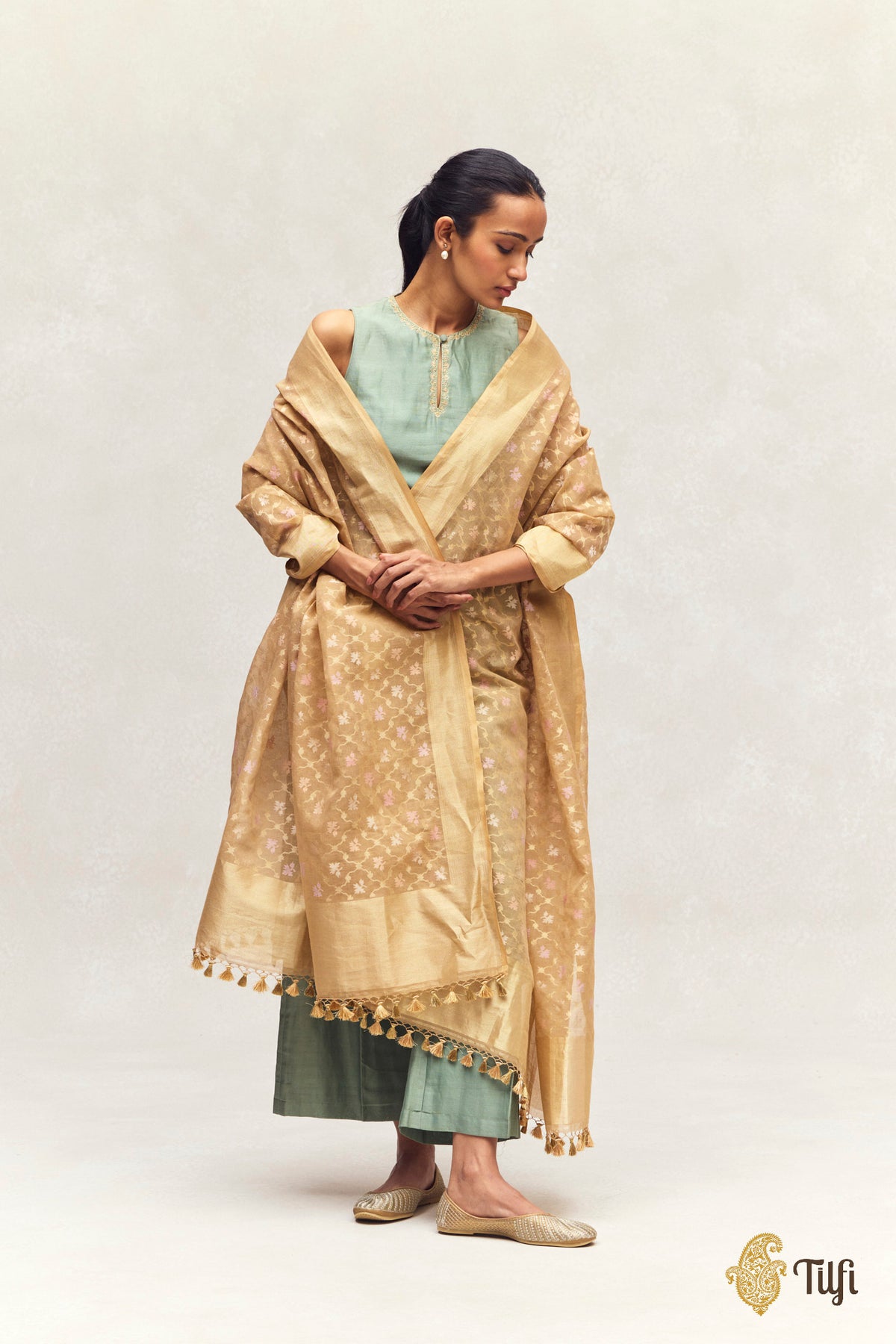 Beige Pure Cotton Jamdani Real Zari Banarasi Handloom Dupatta
