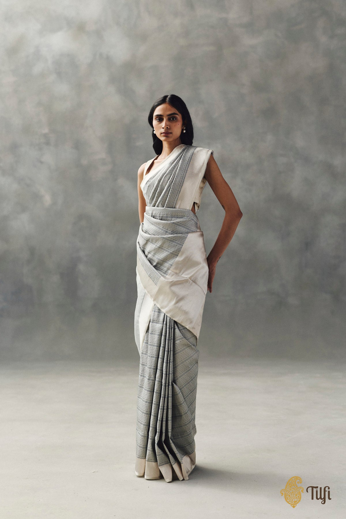 'Urvi' Silver-Gray Pure Katan Silk Tissue Banarasi Handloom Saree