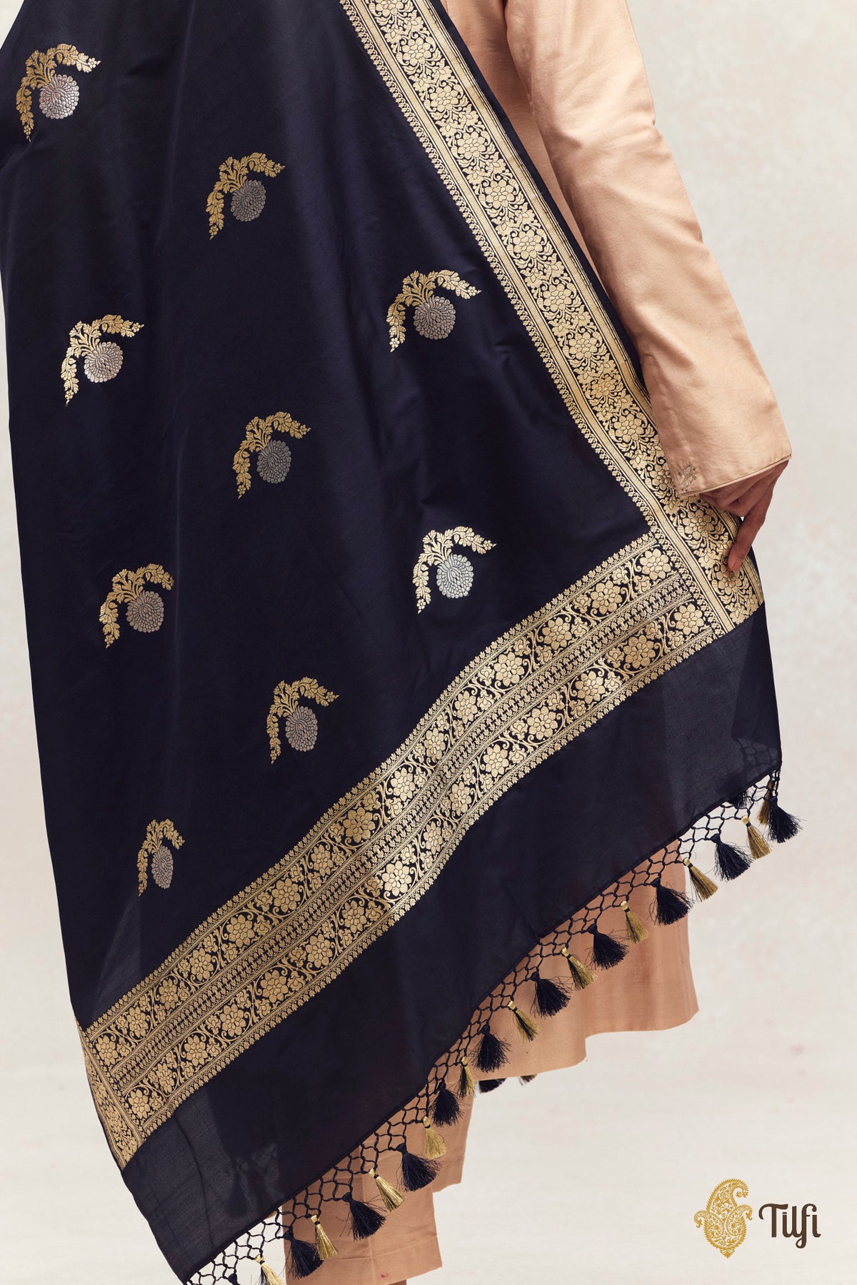 Black Pure Katan Silk Banarasi Handloom Dupatta
