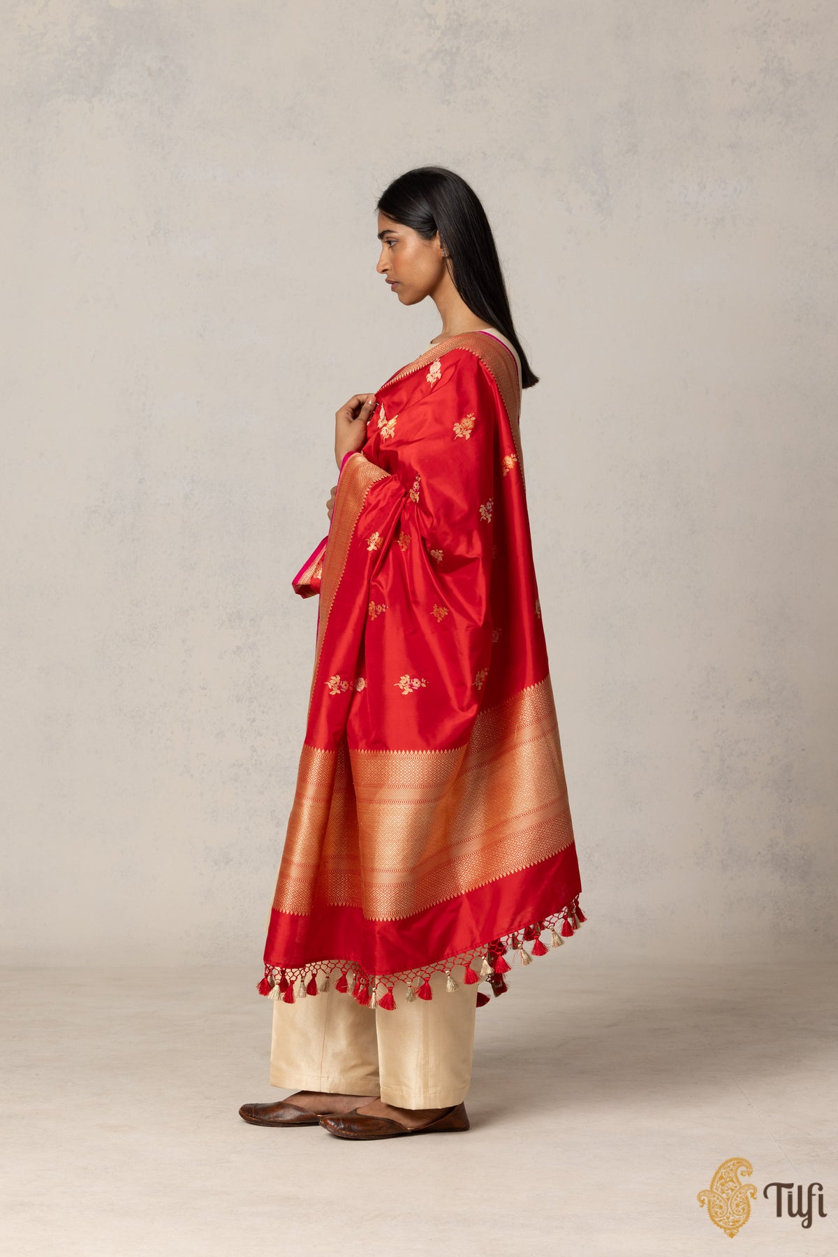 Red Pure Katan Silk Banarasi Handloom Dupatta