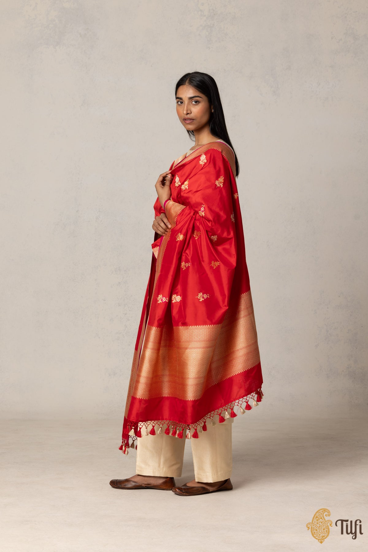 Red Pure Katan Silk Banarasi Handloom Dupatta