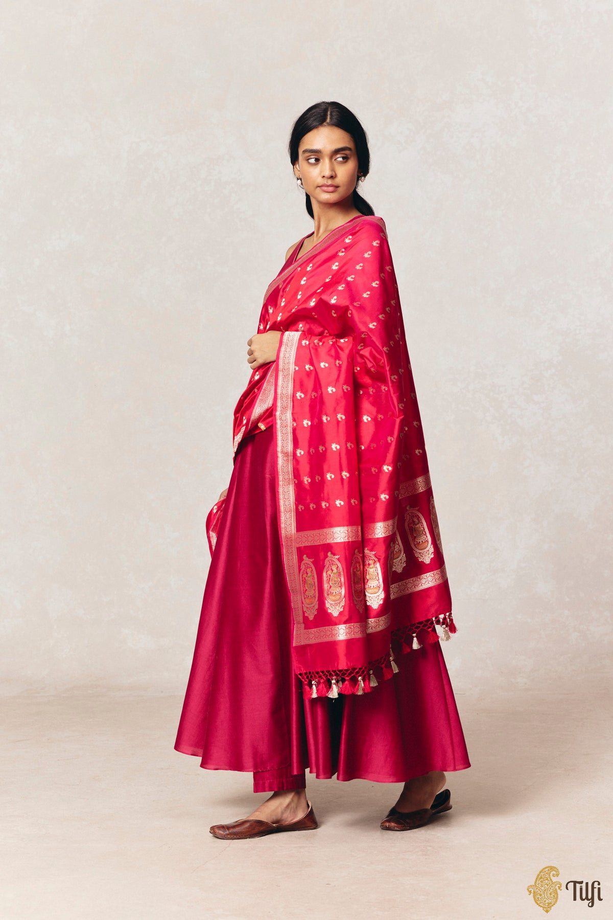 Rani Pink-Red Pure Katan Silk Banarasi Handloom Dupatta