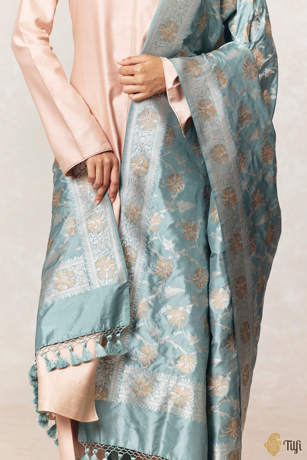 Blue Pure Katan Silk Banarasi Kadwa Handloom Dupatta