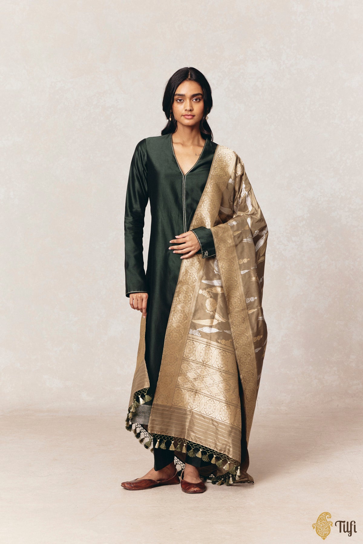 Pre-Order: Olive Green Pure Katan Silk Banarasi Handloom Dupatta