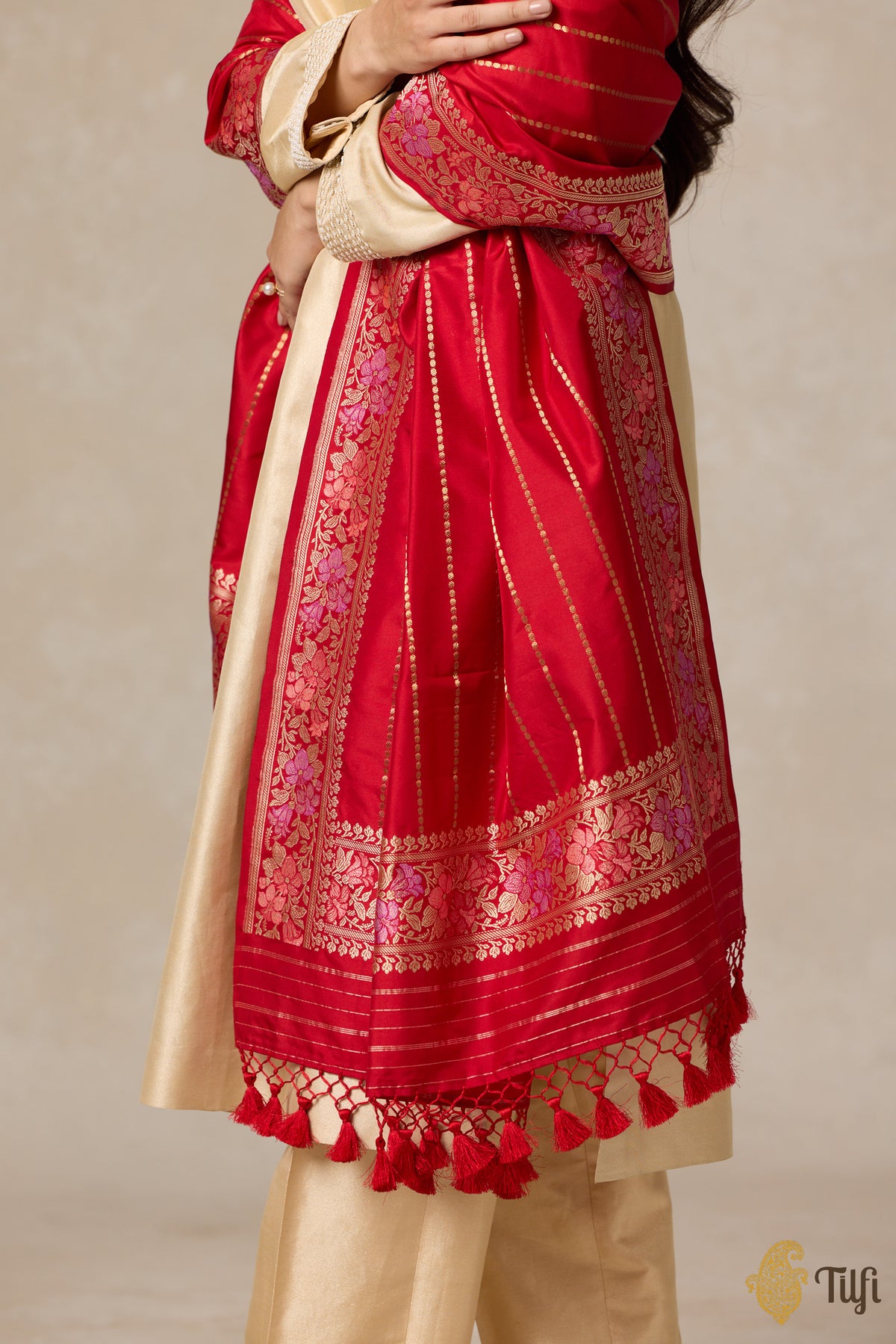 Red Pure Katan Silk Banarasi Handloom Dupatta