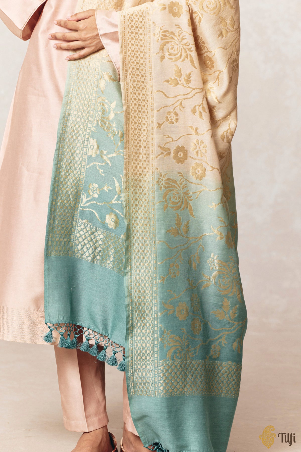 Off-White-Blue Pure Monga Silk Banarasi Handloom Dupatta