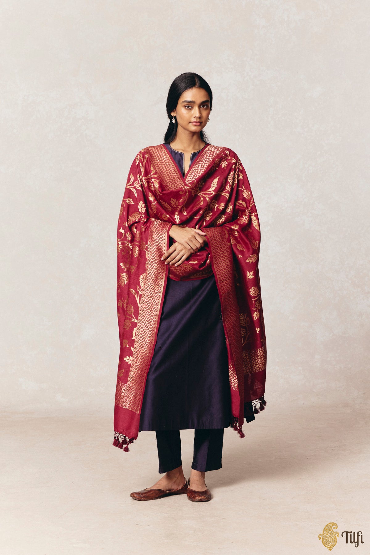 Dark Maroon Pure Monga Silk Banarasi Handloom Dupatta