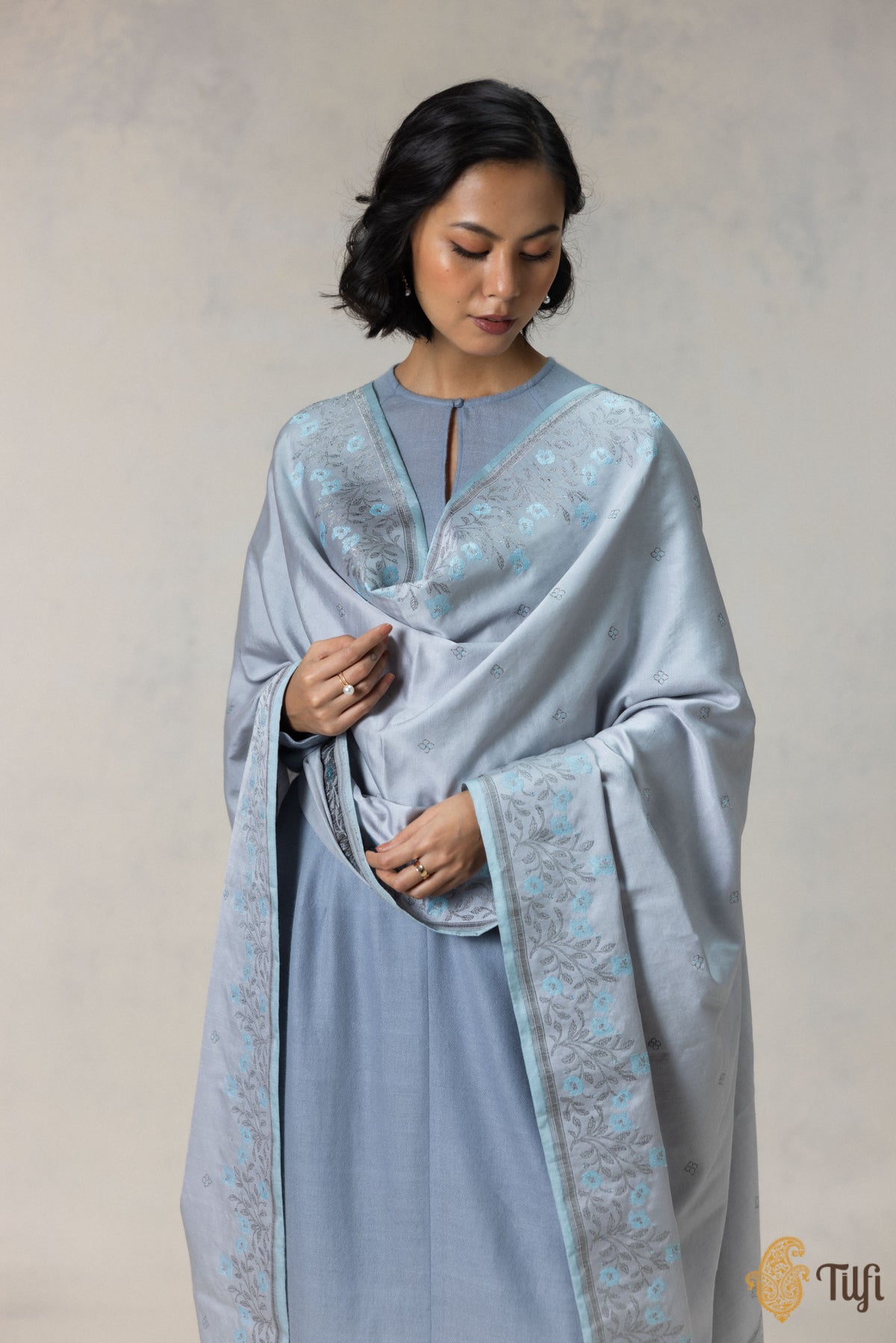 Silver Grey Silk-Wool Banarasi Handloom Dupatta