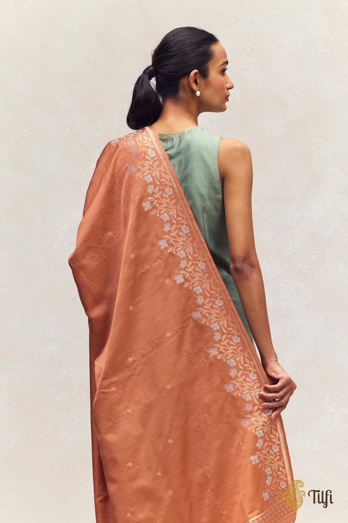 Coral Peach Silk-Wool Banarasi Handloom Dupatta