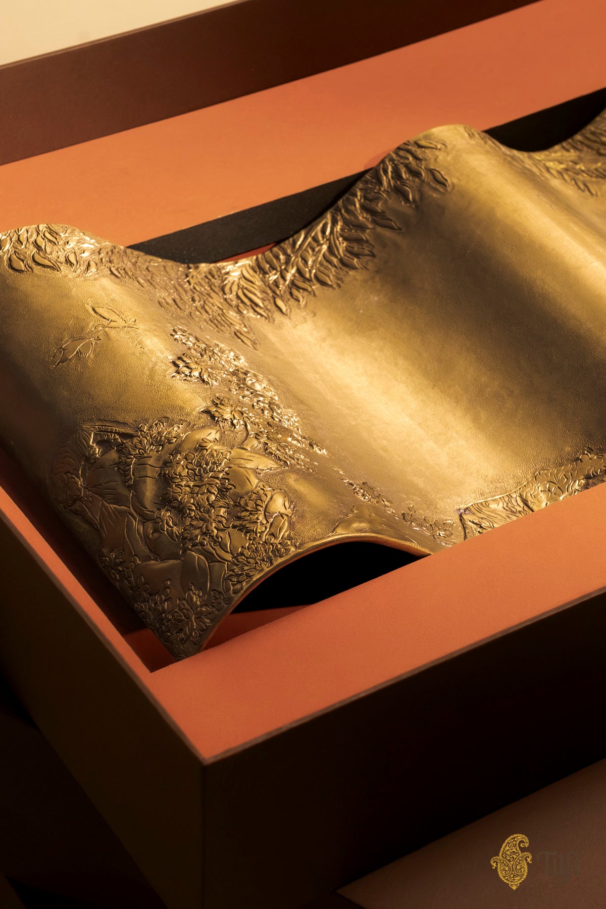 'Forest Crossing' Shikargah Handcrafted Brass Platter
