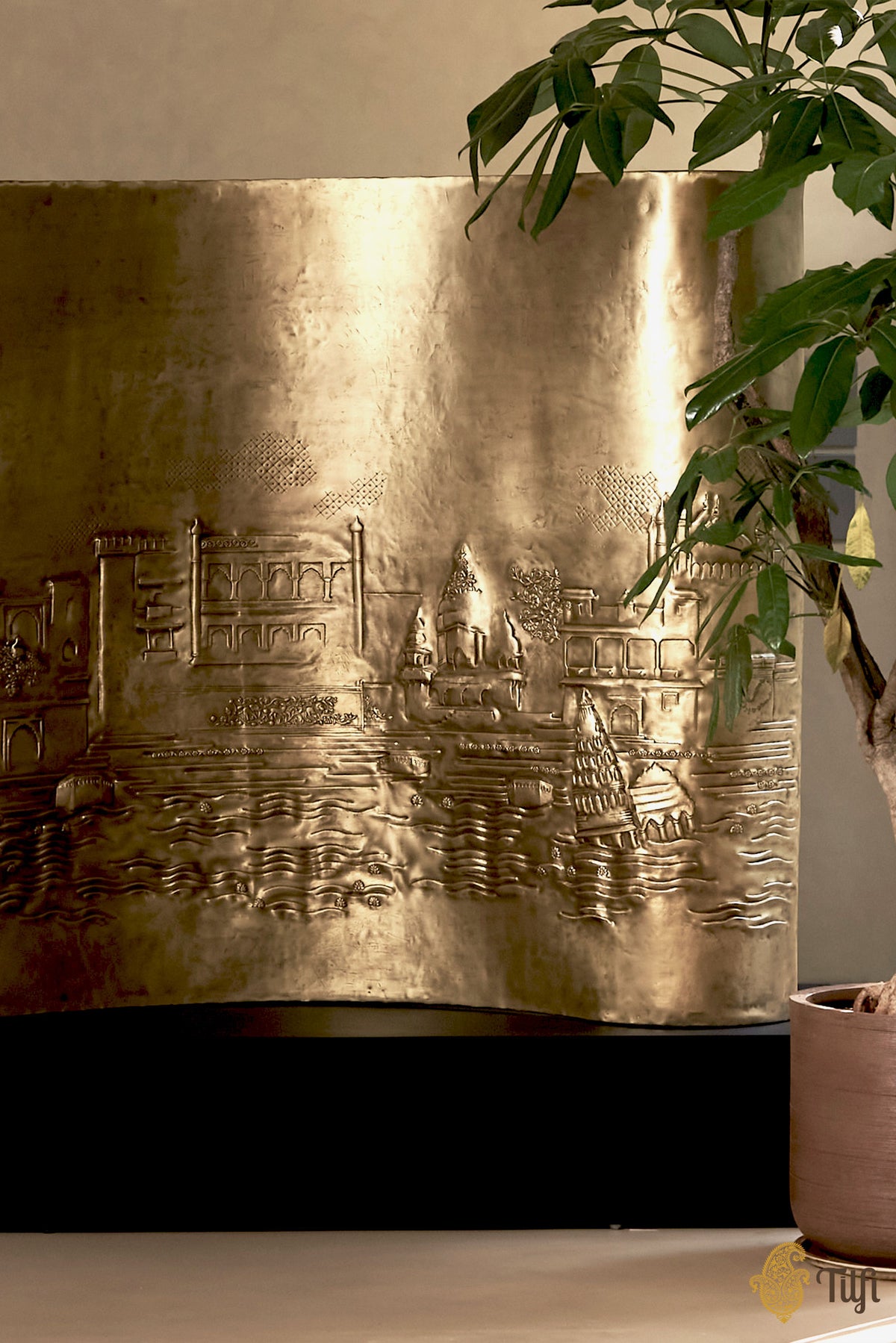 'Kashi' Undulated Pure Brass Metal Repoussé Art