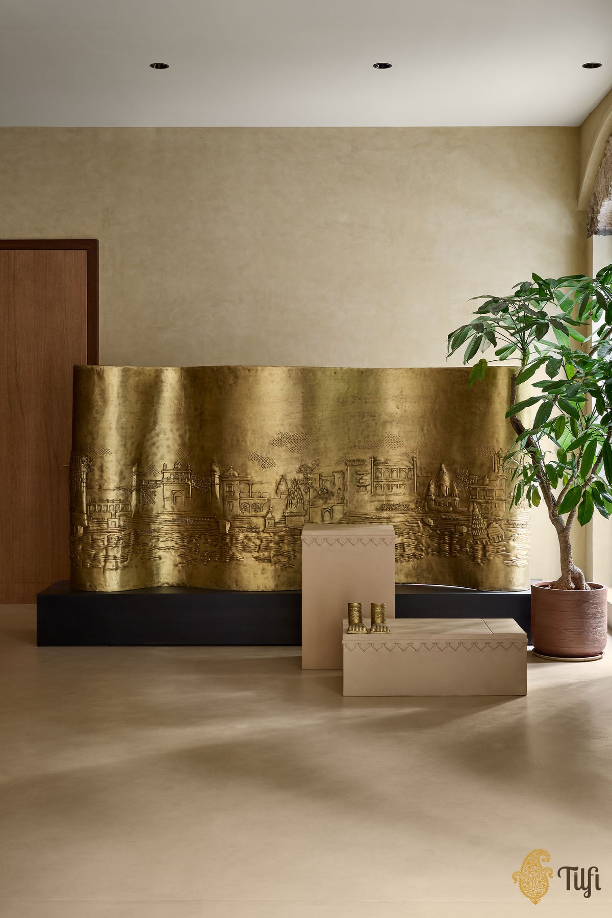 'Kashi' Undulated Pure Brass Metal Repoussé Art