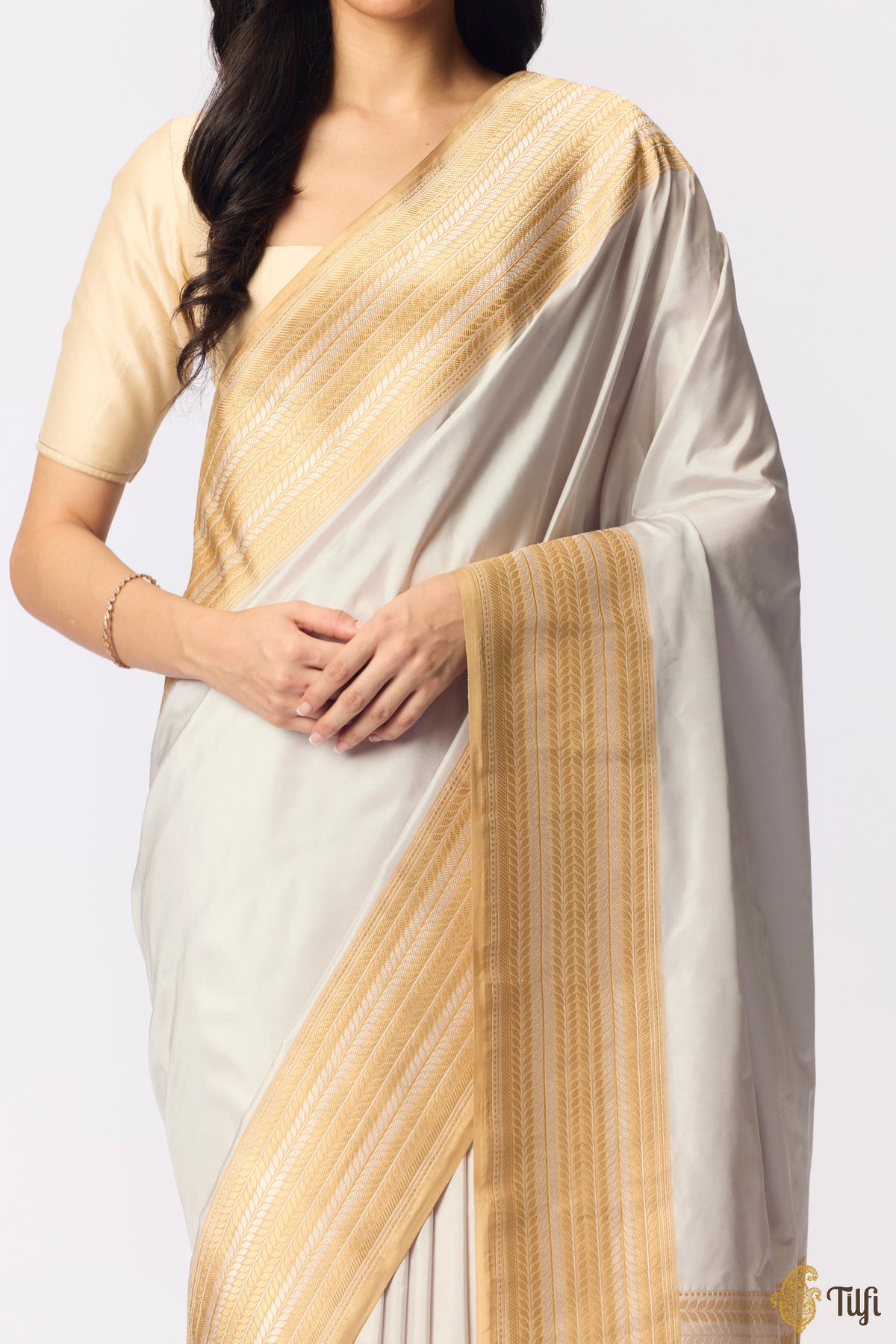 Light Silver Grey Pure Katan Silk Banarasi Handloom Saree