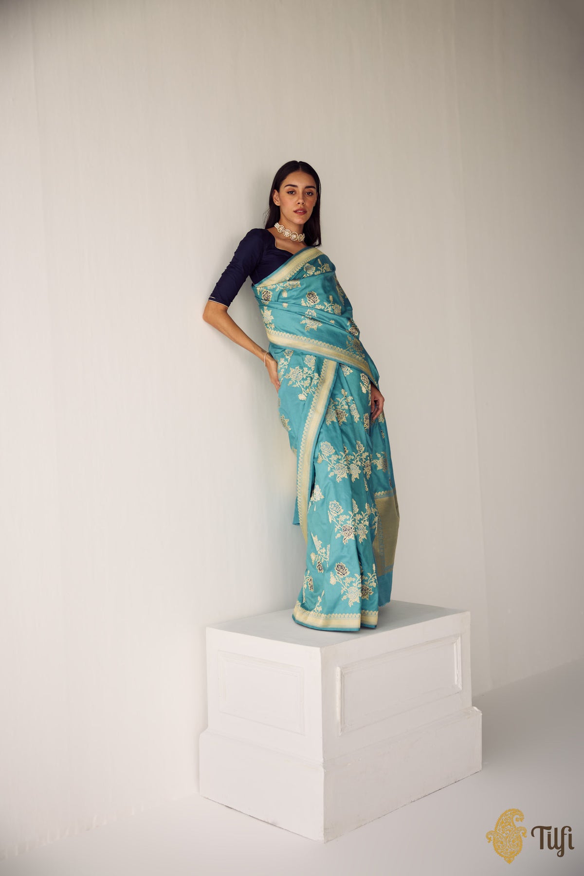 &#39;Zeenat&#39; Powder Blue Pure Katan Silk Banarasi Handloom Saree