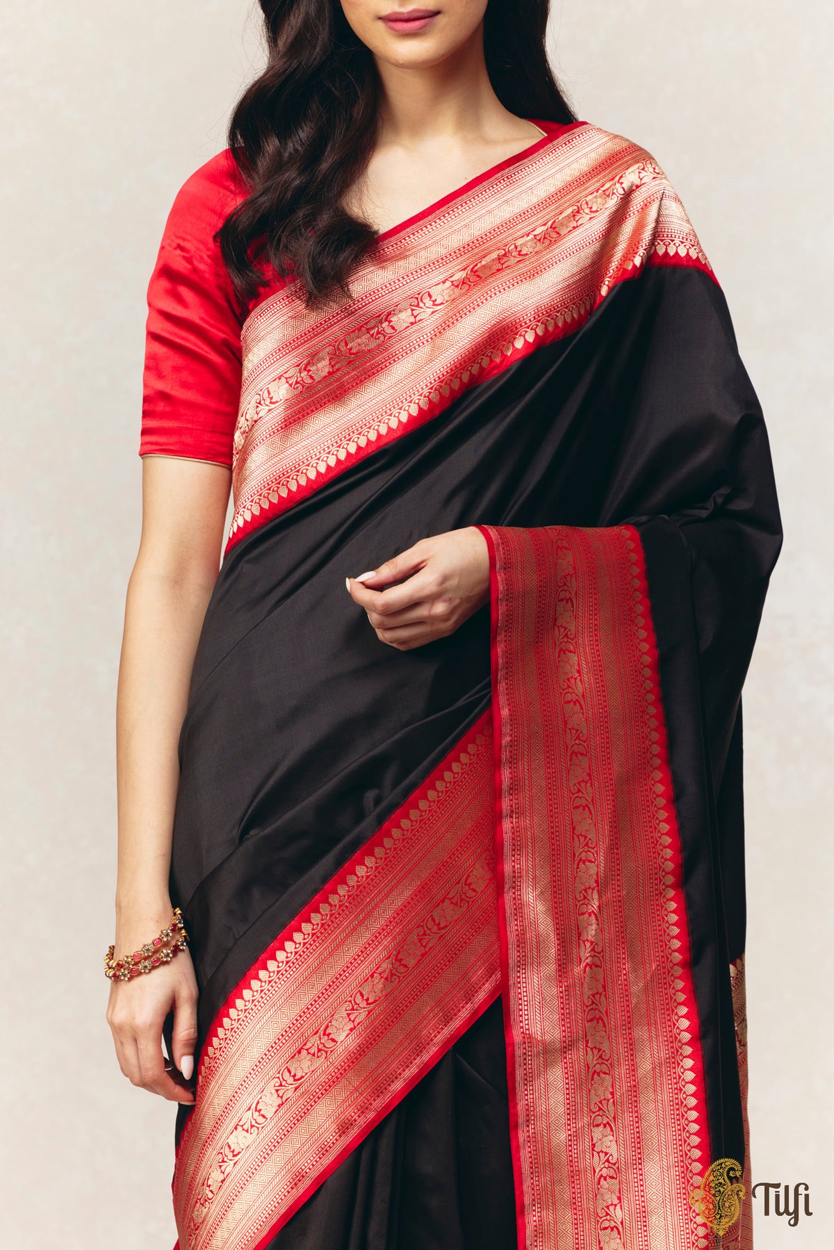 Black-Red Pure Katan Silk Banarasi Kadiyal Handloom Saree