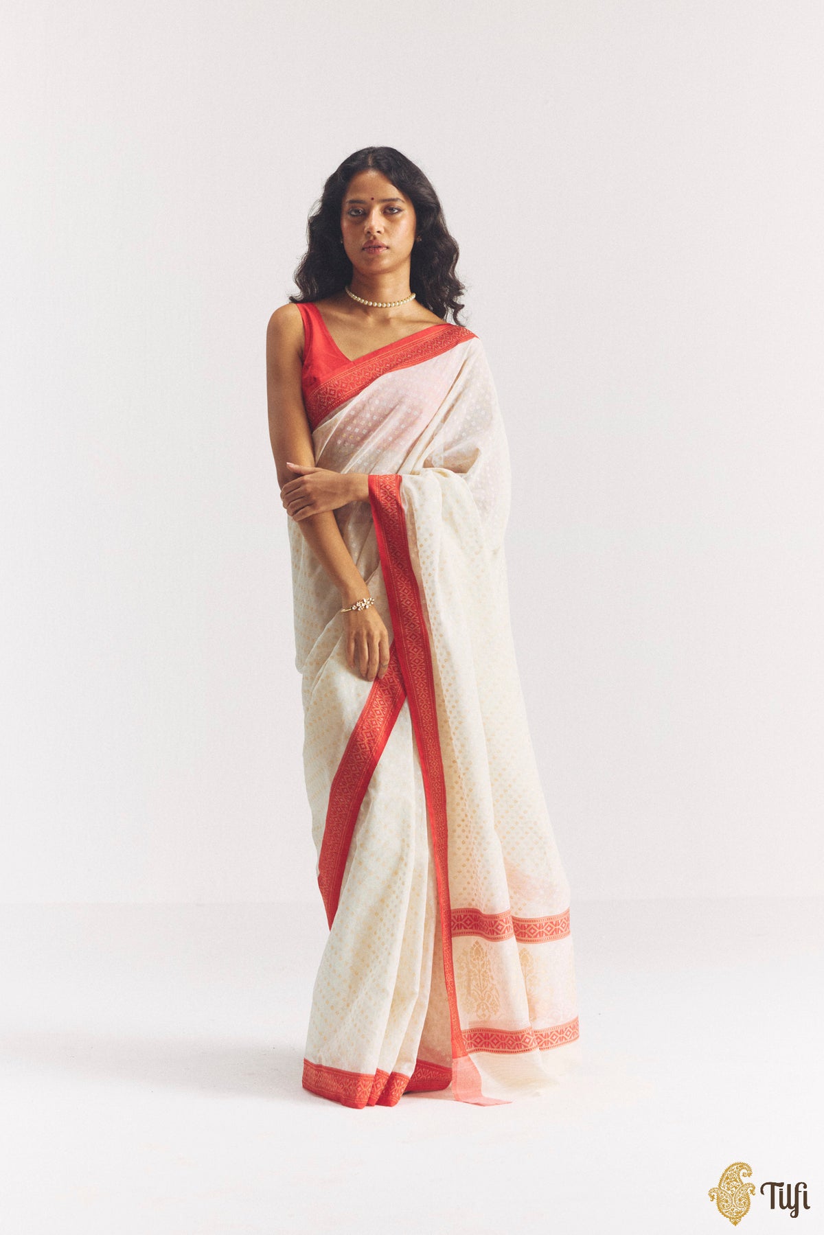 'Maitreyi' White-Red Pure Cotton Real Zari Banarasi Handloom Saree