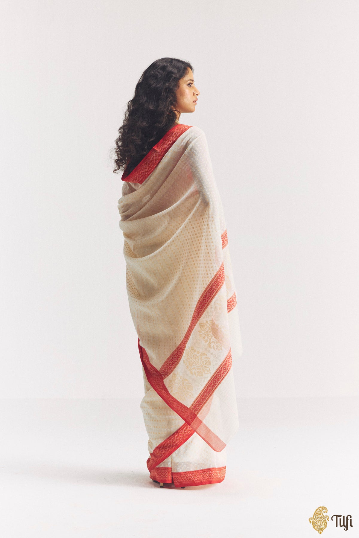 'Maitreyi' White-Red Pure Cotton Real Zari Banarasi Handloom Saree