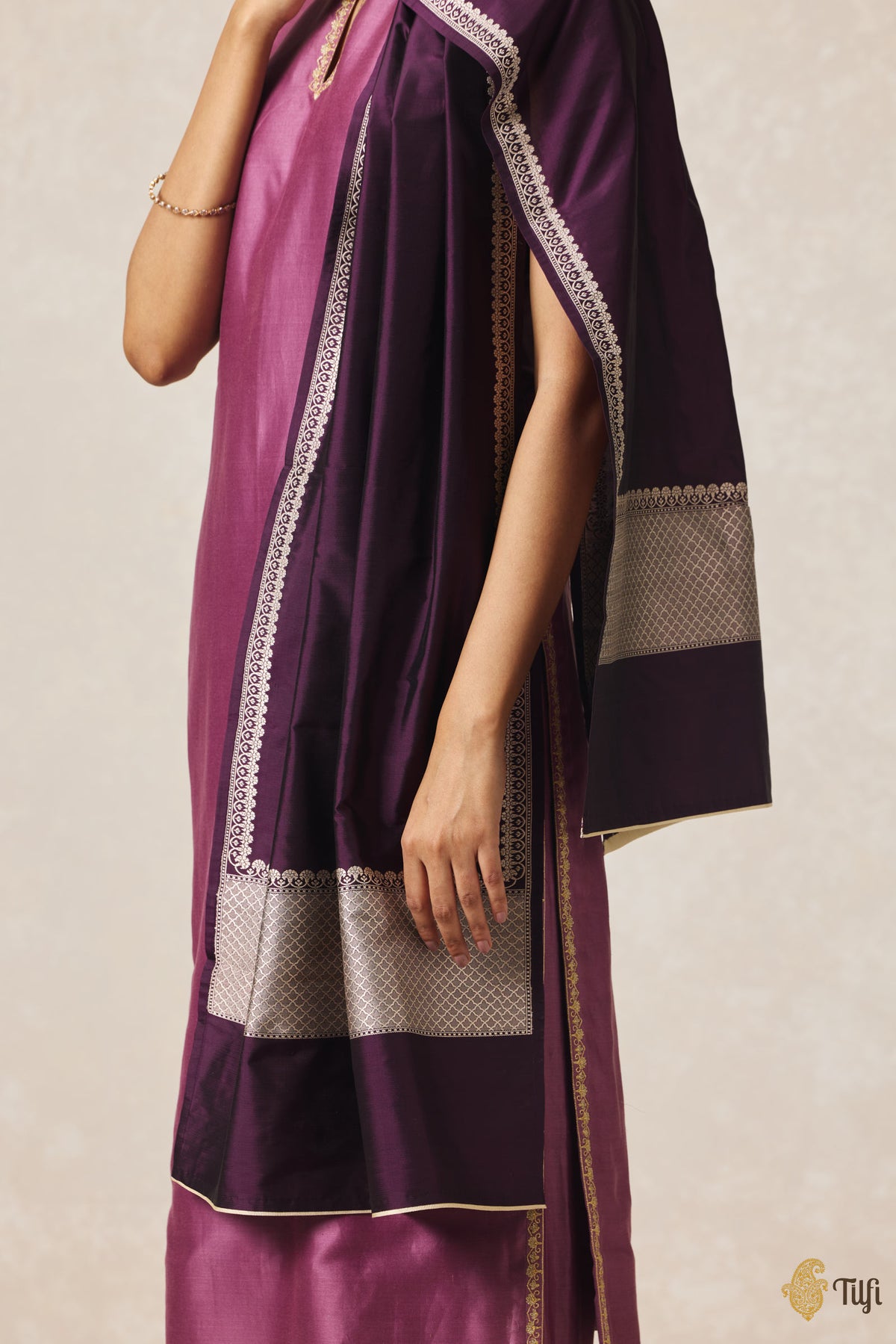 Deep Berry Purple Pure Katan Silk Banarasi Handloom Stole