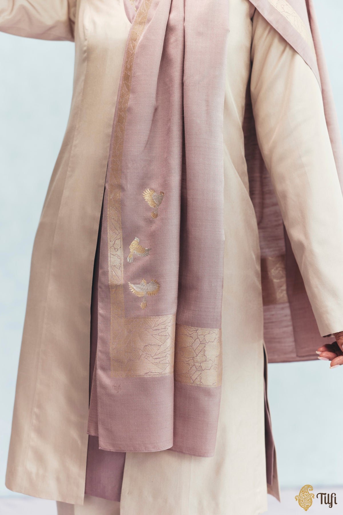 'Celine' Nude Pink Silk-Pashmina Wool Banarasi Handloom Stole