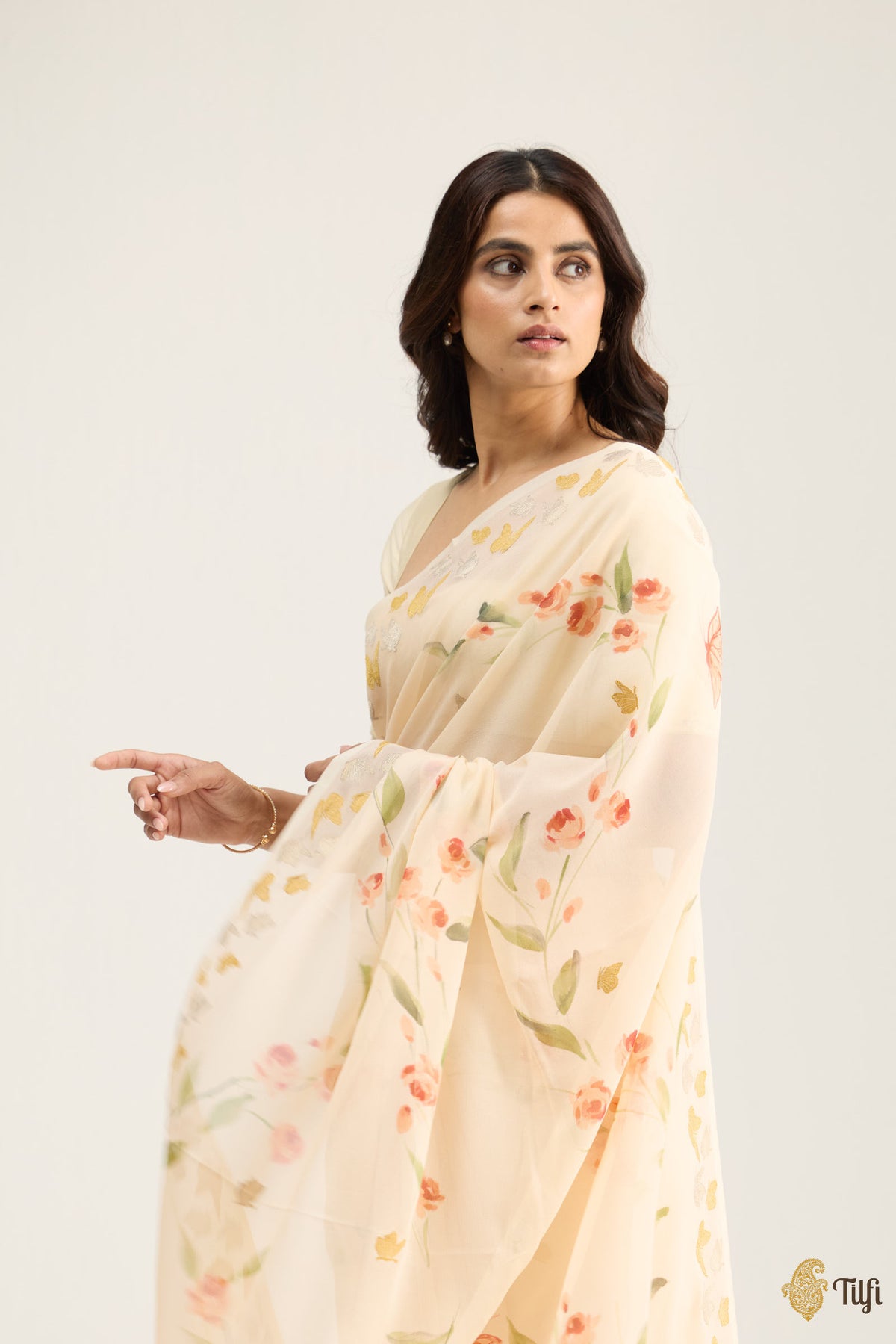 'Painted Lady' Pastel Yellow Pure Khaddi Georgette Handpainted Banarasi Handloom Saree