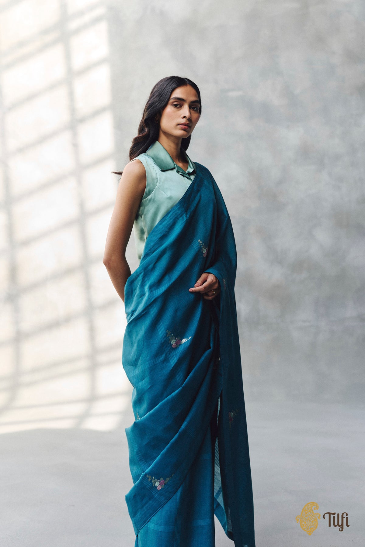 'Nilima' Teal Blue Pure Cotton Linen Banarasi Handloom Saree