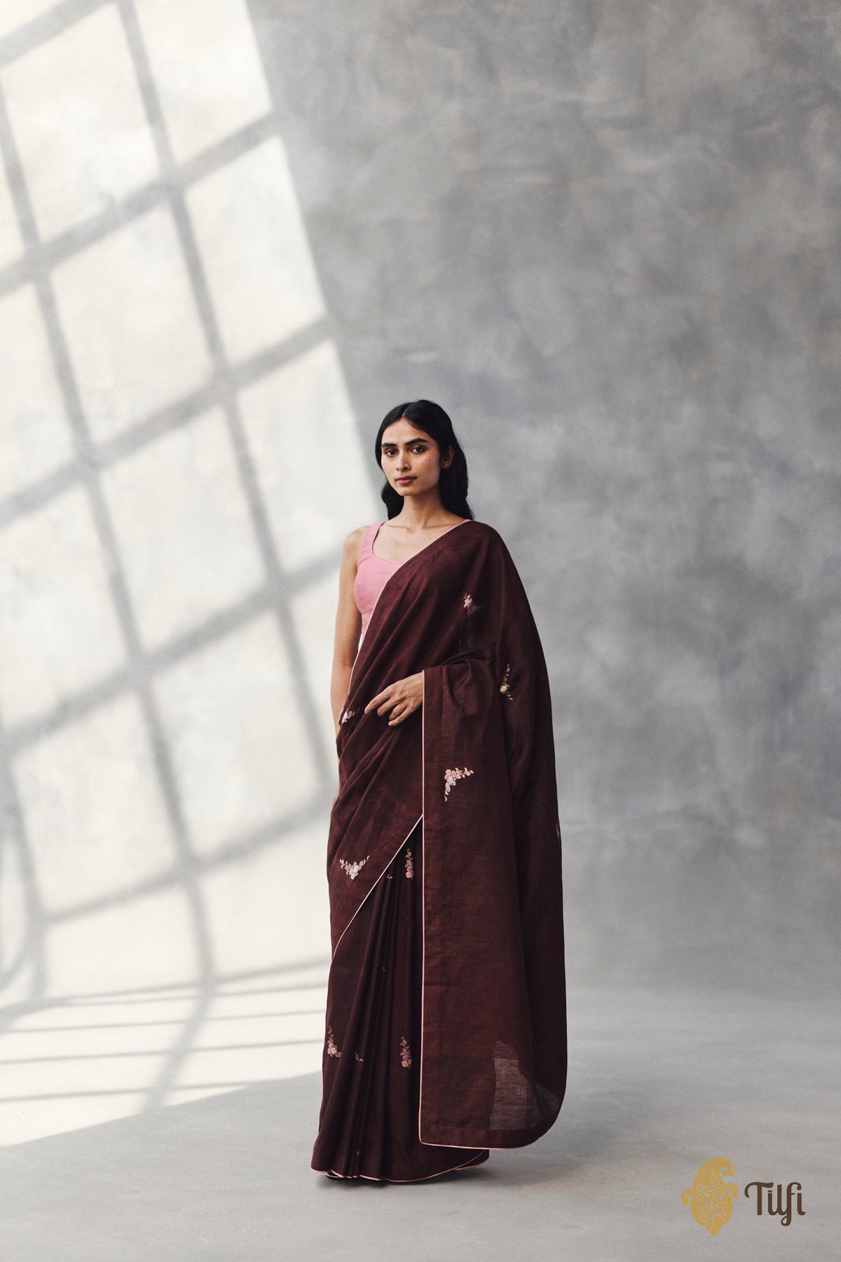 Pre-Order:'Nilima' Dark Brown Pure Cotton Linen Banarasi Handloom Saree