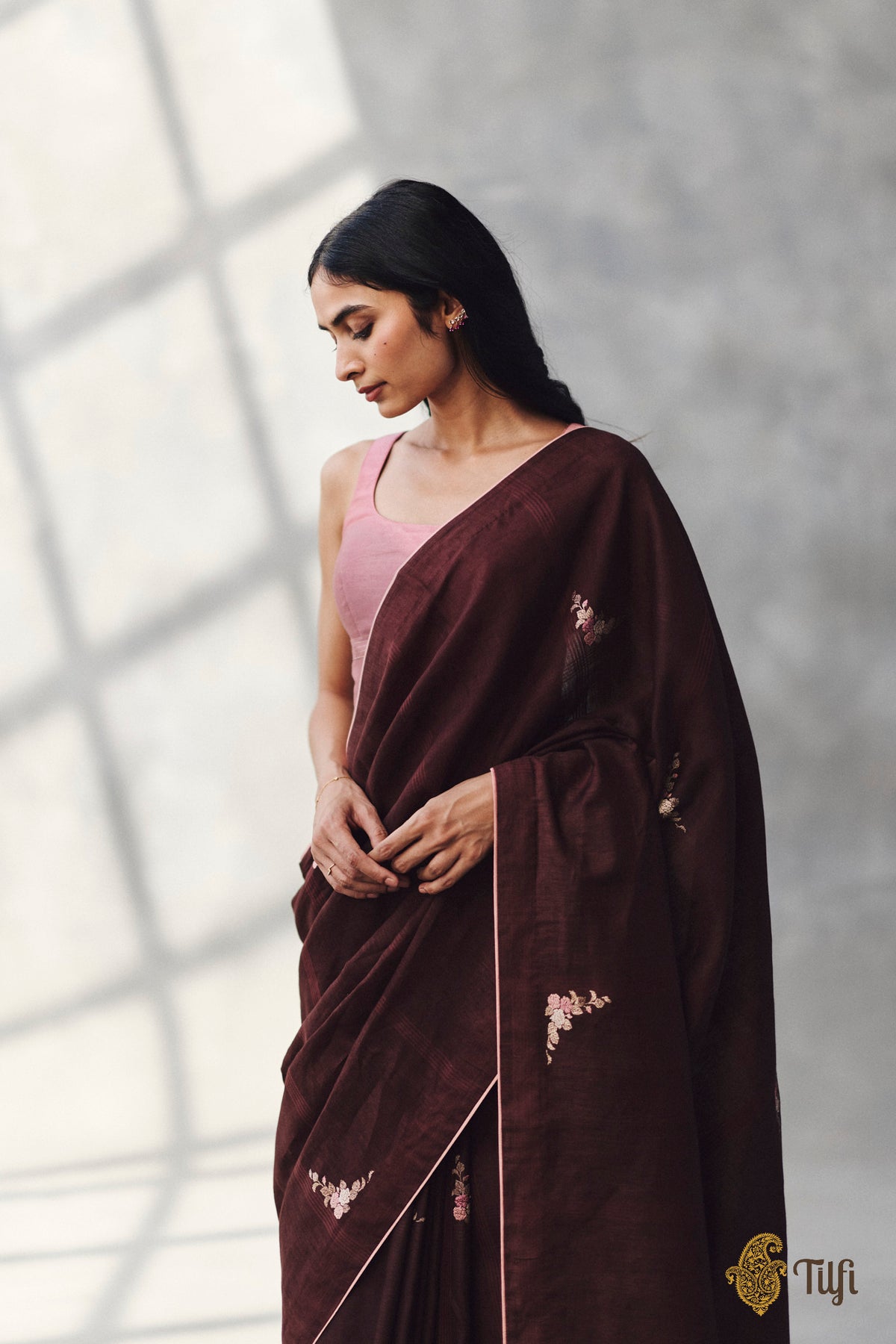 Pre-Order:'Nilima' Dark Brown Pure Cotton Linen Banarasi Handloom Saree